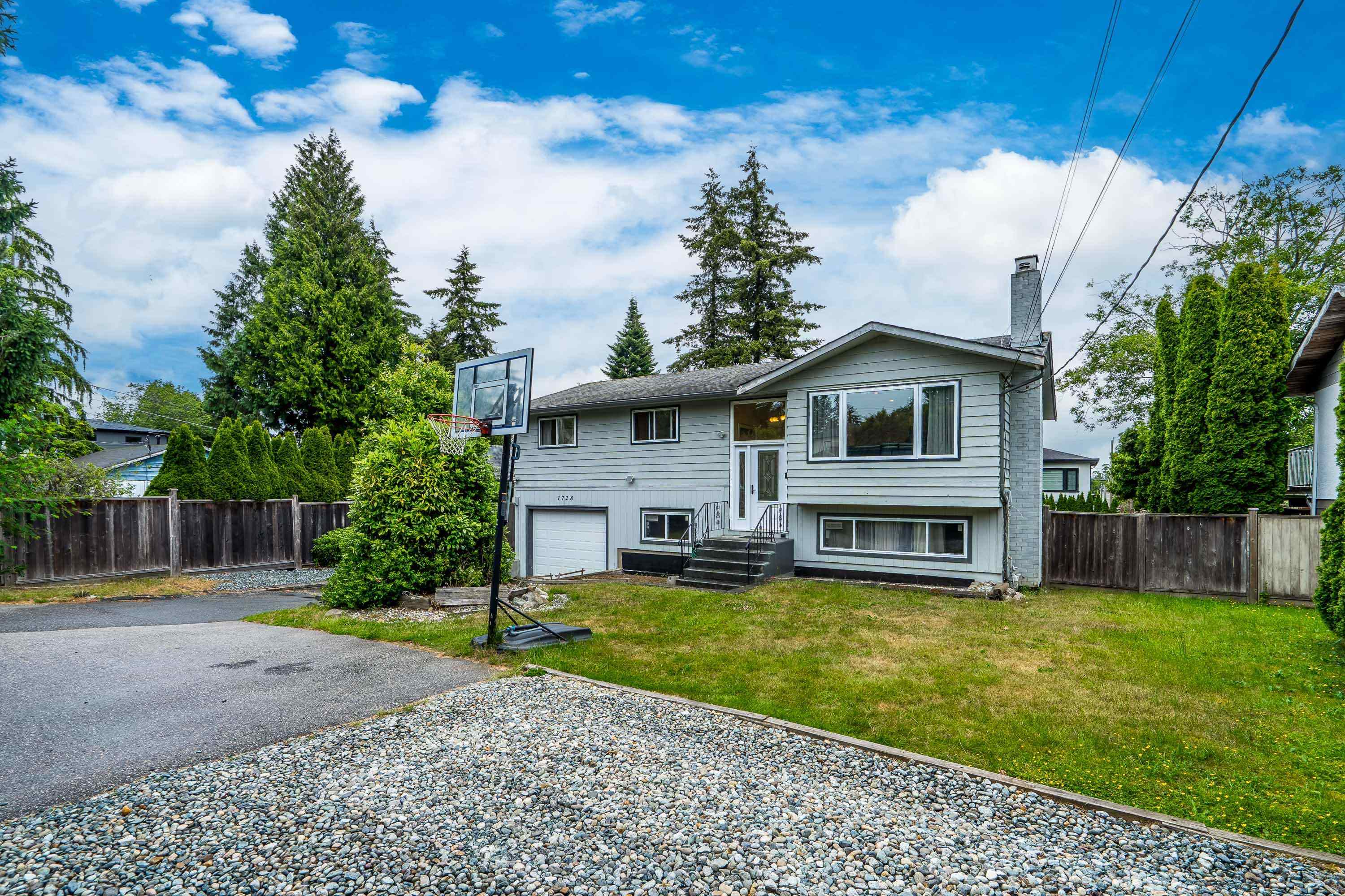  1728 156 Street - MLS&reg; # R3134171