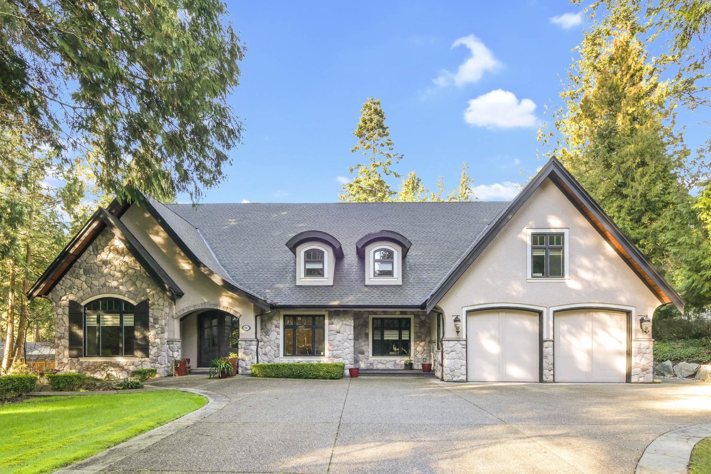  3147 139 Street - MLS&reg; # R3135212