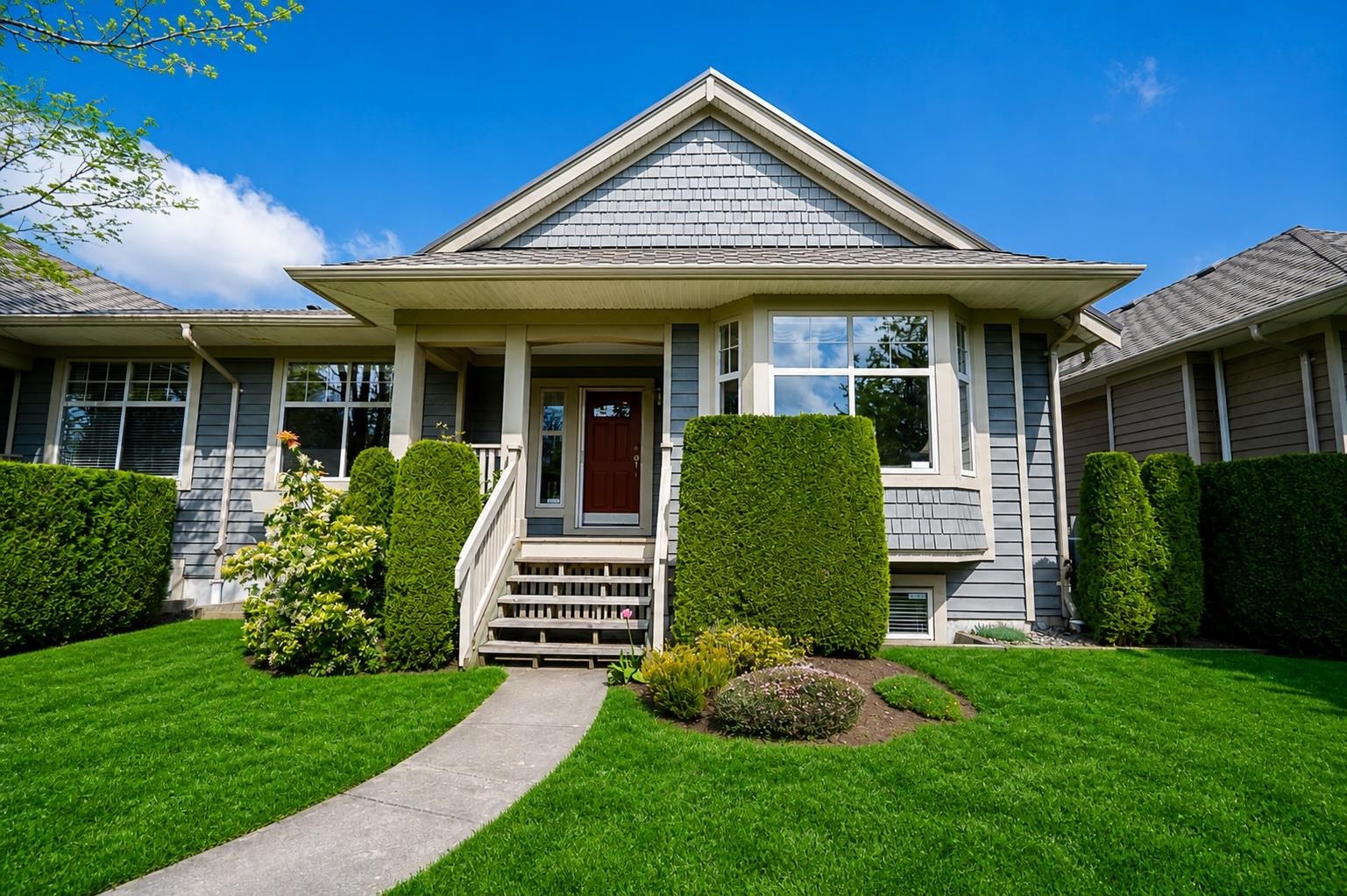 3 15425 Rosemary Heights Crescent - MLS&reg; # R3136434