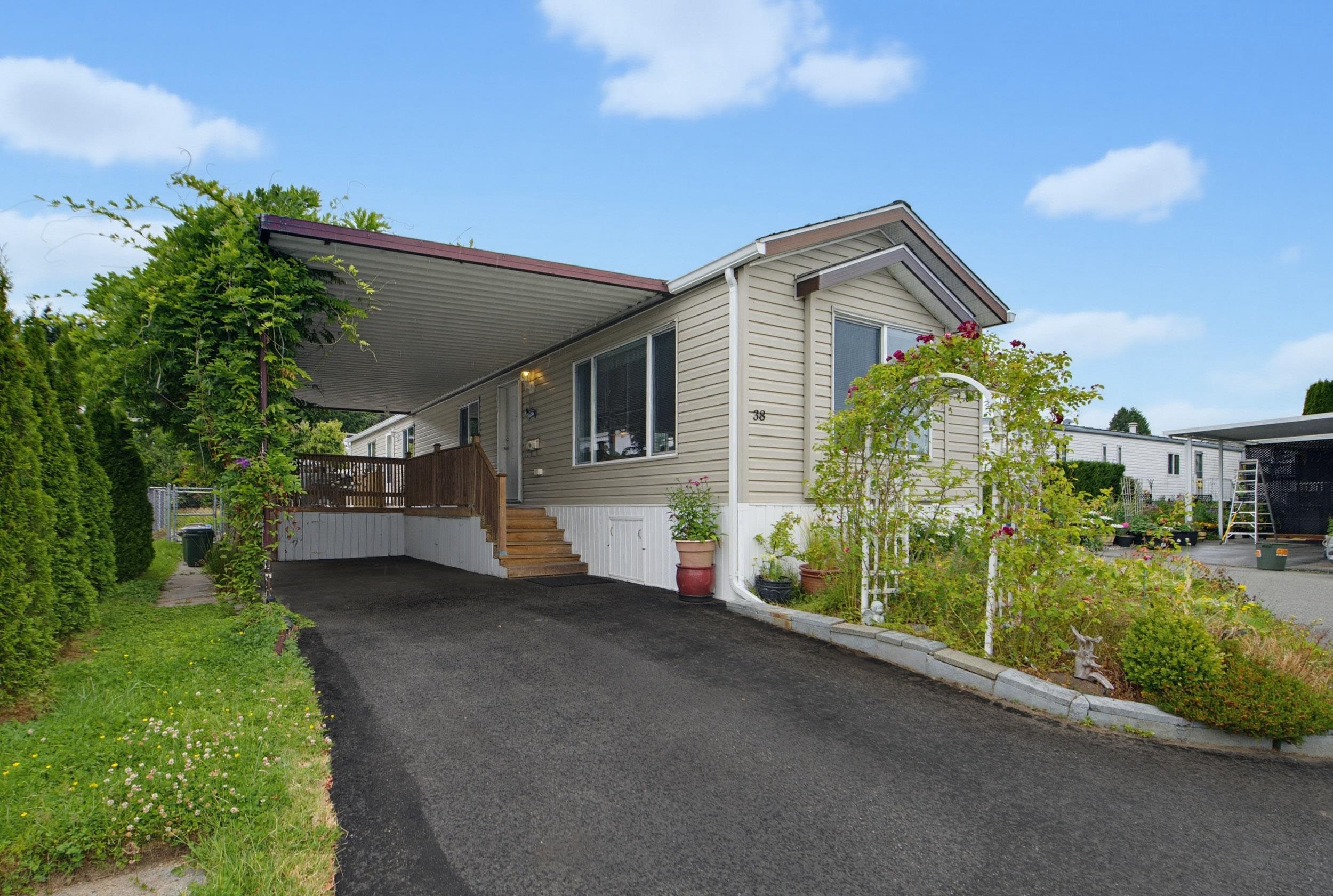 38 15875 20 Avenue - MLS&reg; # R3138630