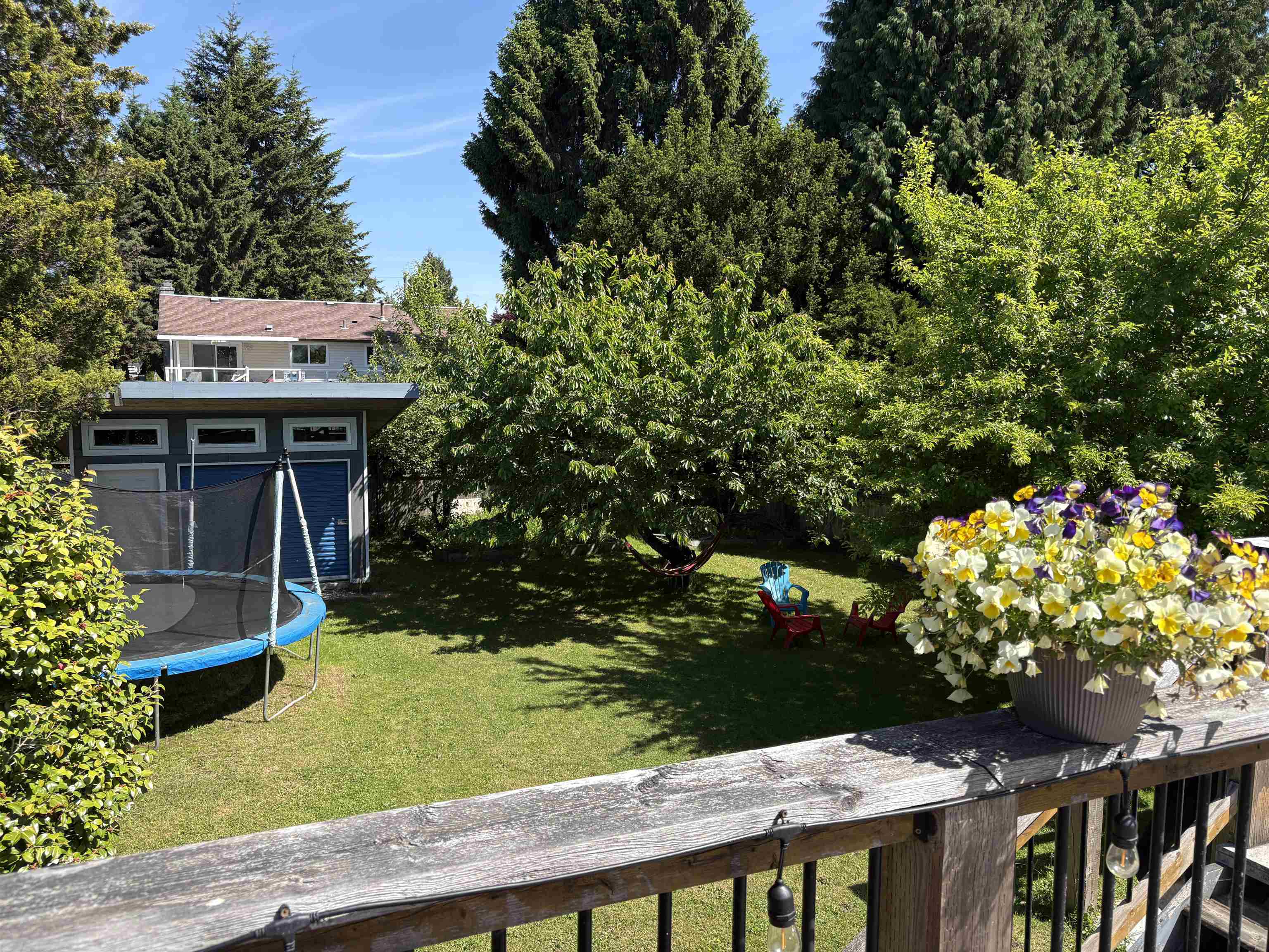  15847 Russell Avenue - MLS&reg; # R3139834