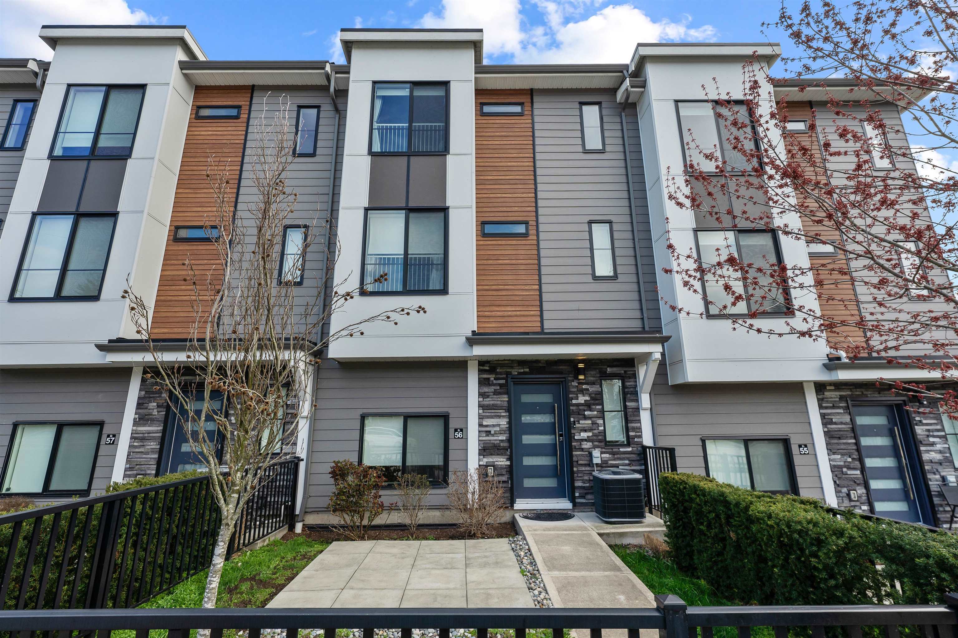 56 1639 162 Street - MLS&reg; # R3140389