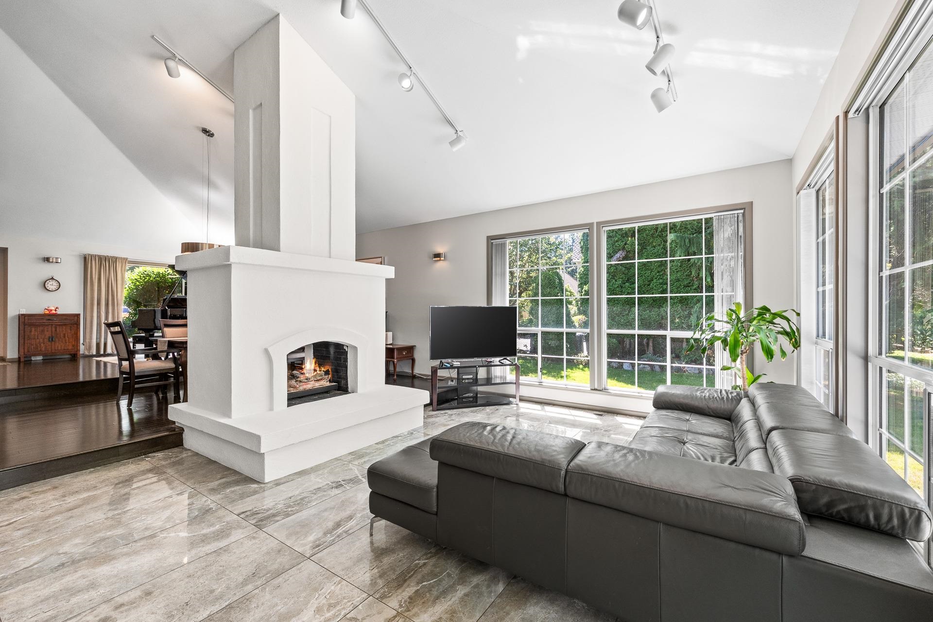  2289 131a Street - MLS&reg; # R3142747