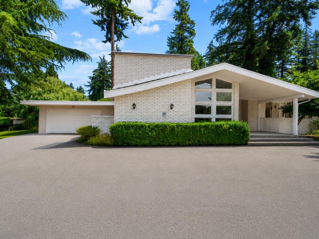  2644 140 Street - MLS&reg; # R3147379