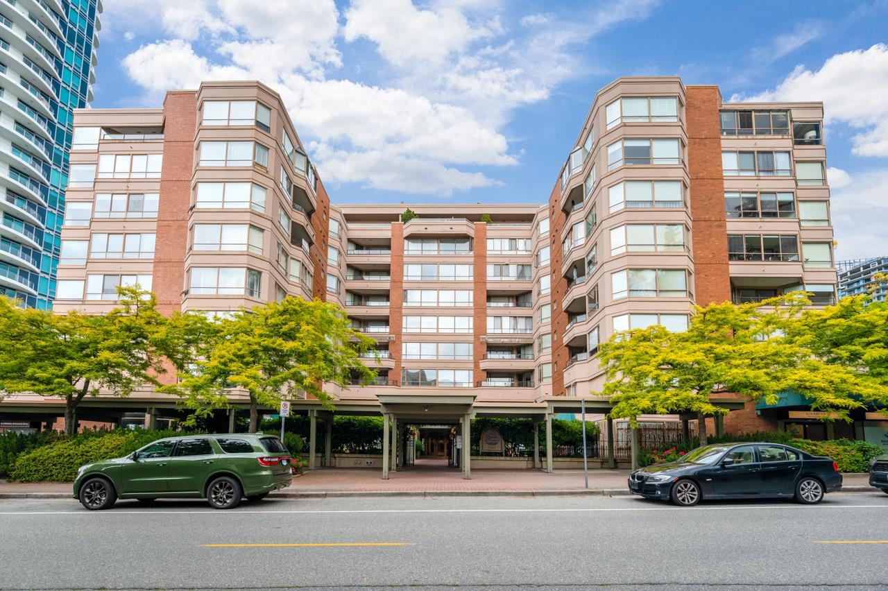 101 15111 Russell Avenue - MLS&reg; # R3148713