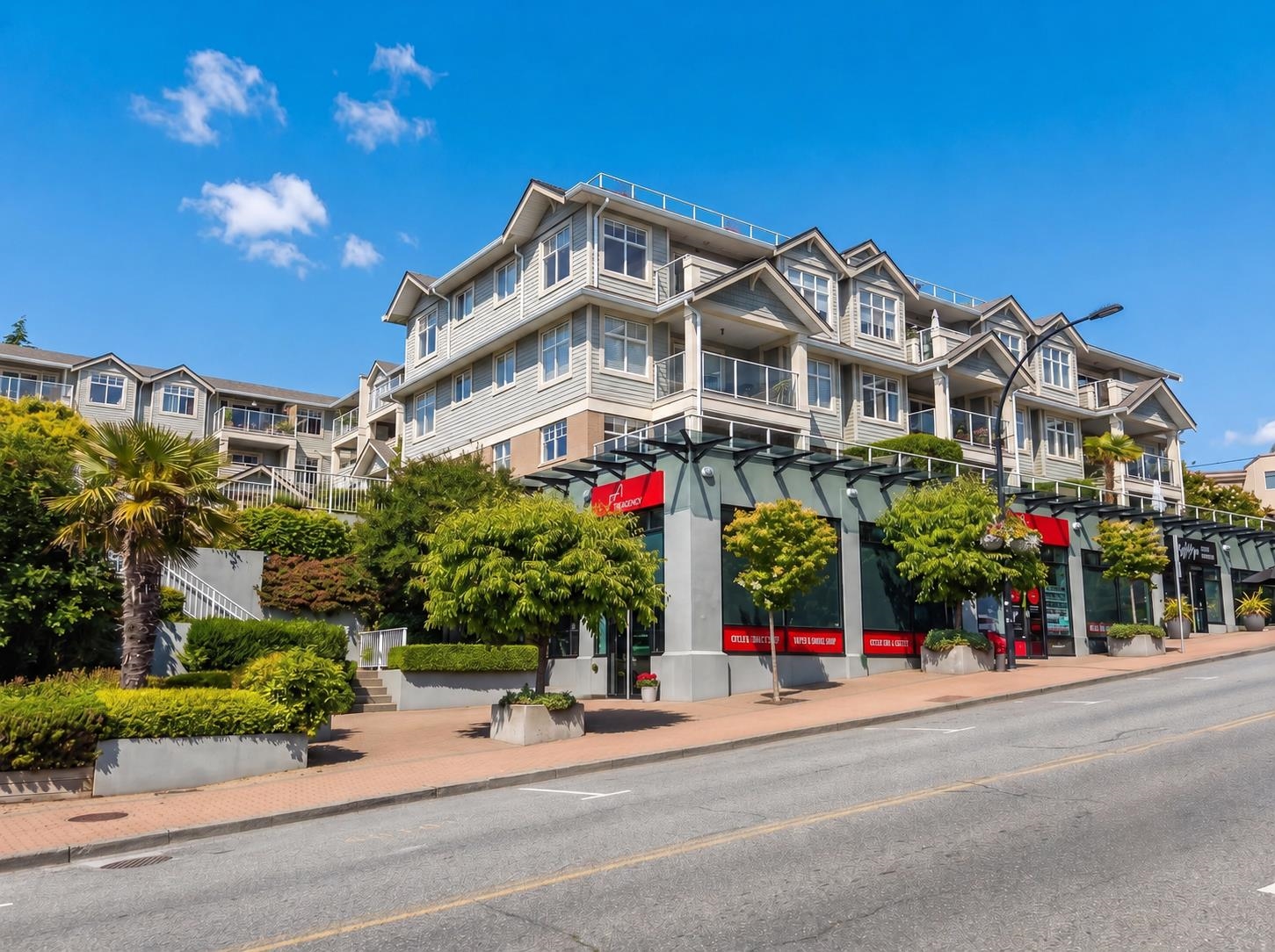 204 15621 Marine Drive - MLS&reg; # R3149666
