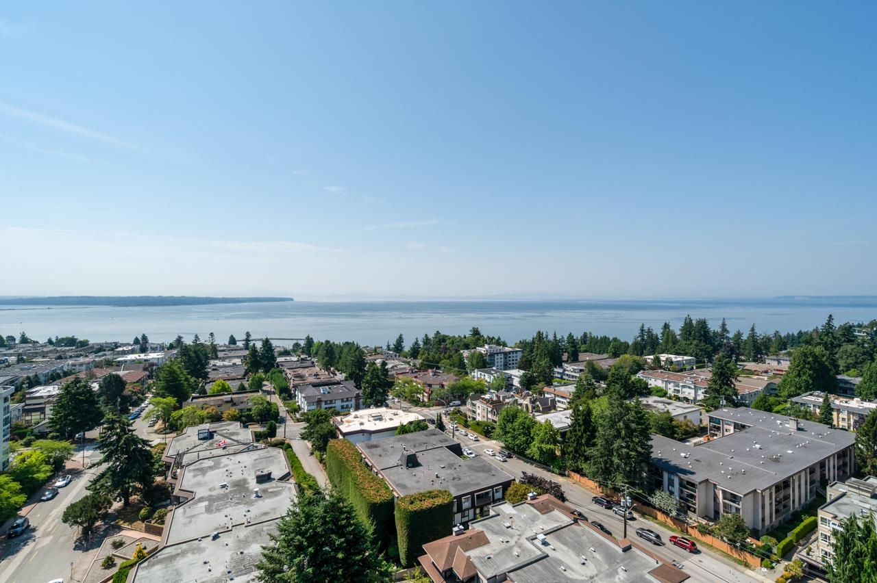 1405 1475 Foster Street - MLS&reg; # R3149790