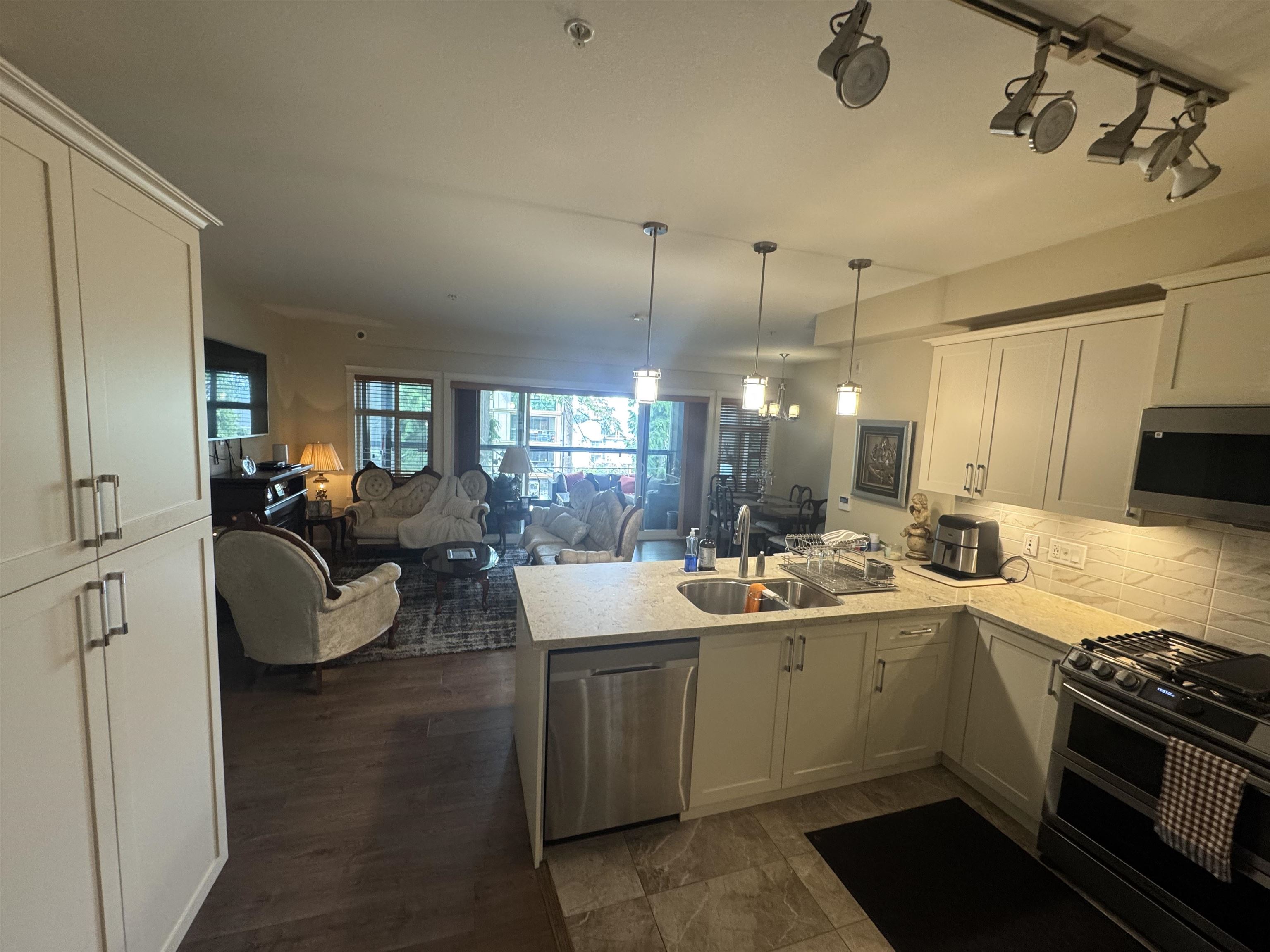 409 3535 146a Street - MLS&reg; # R3152618