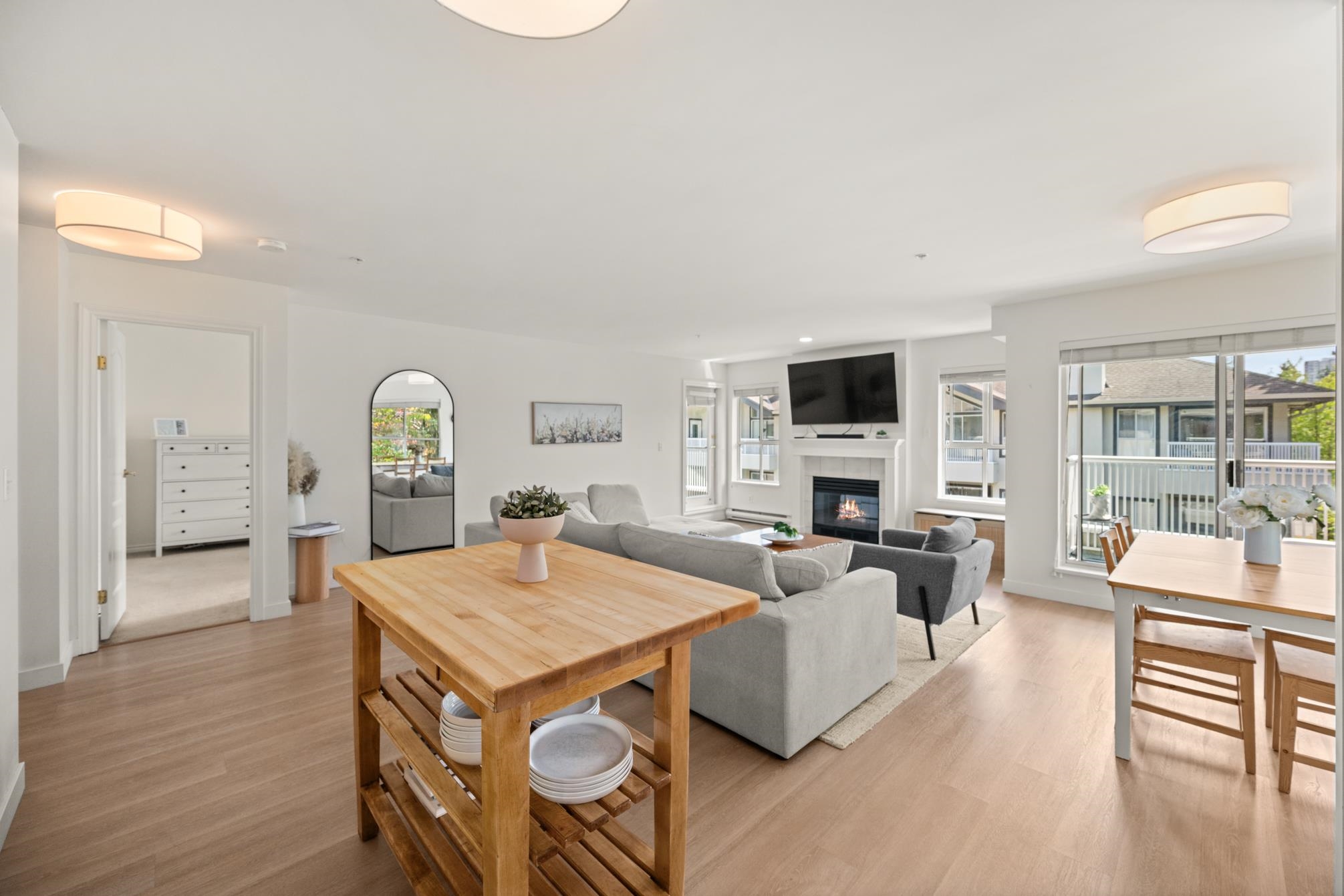 309 15272 20 Avenue - MLS&reg; # R3153501