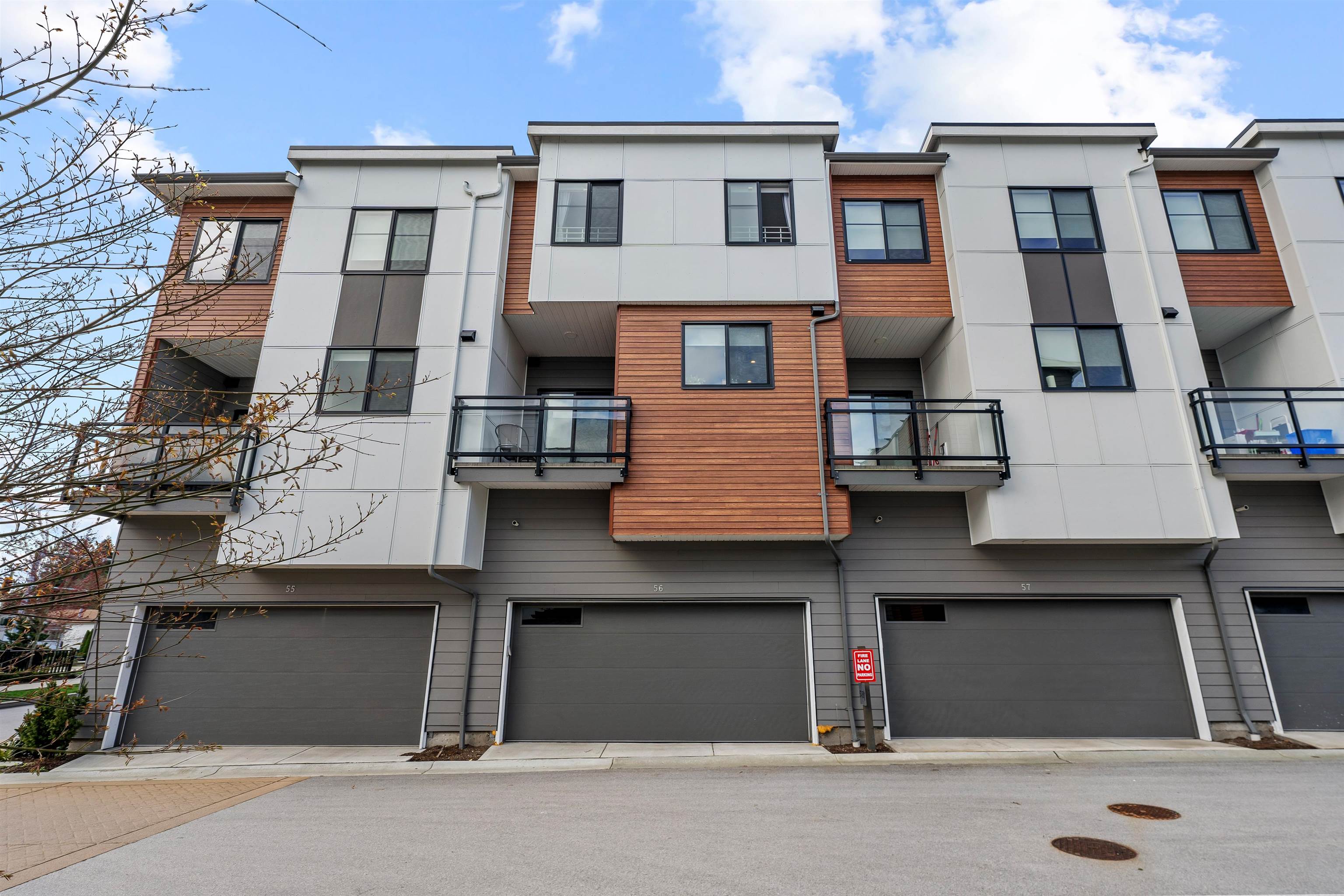 56 1639 162 Street - MLS&reg; # R3153760