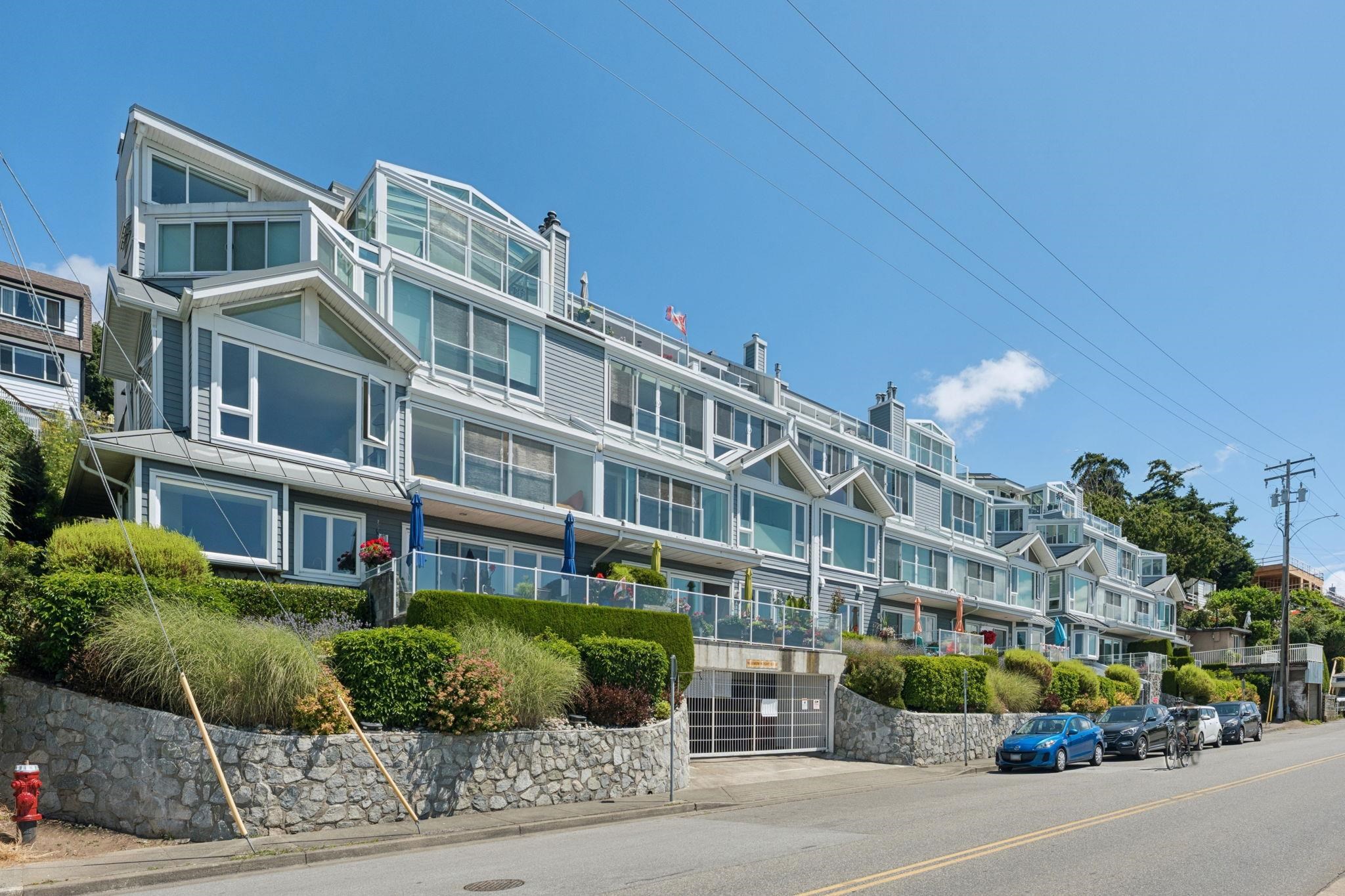 202 15165 Marine Drive - MLS&reg; # R3153811