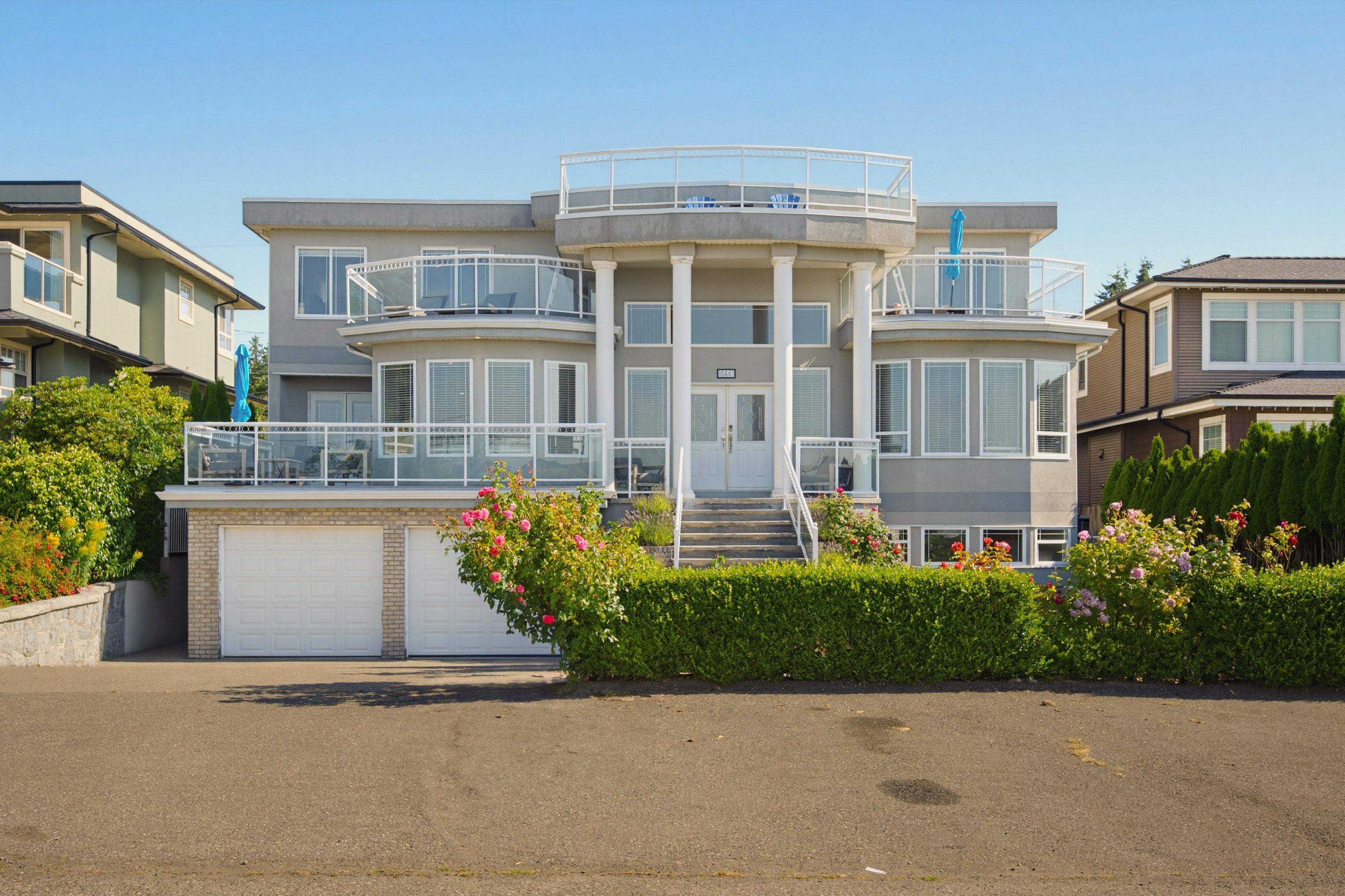  15441 Royal Avenue - MLS&reg; # R3154285