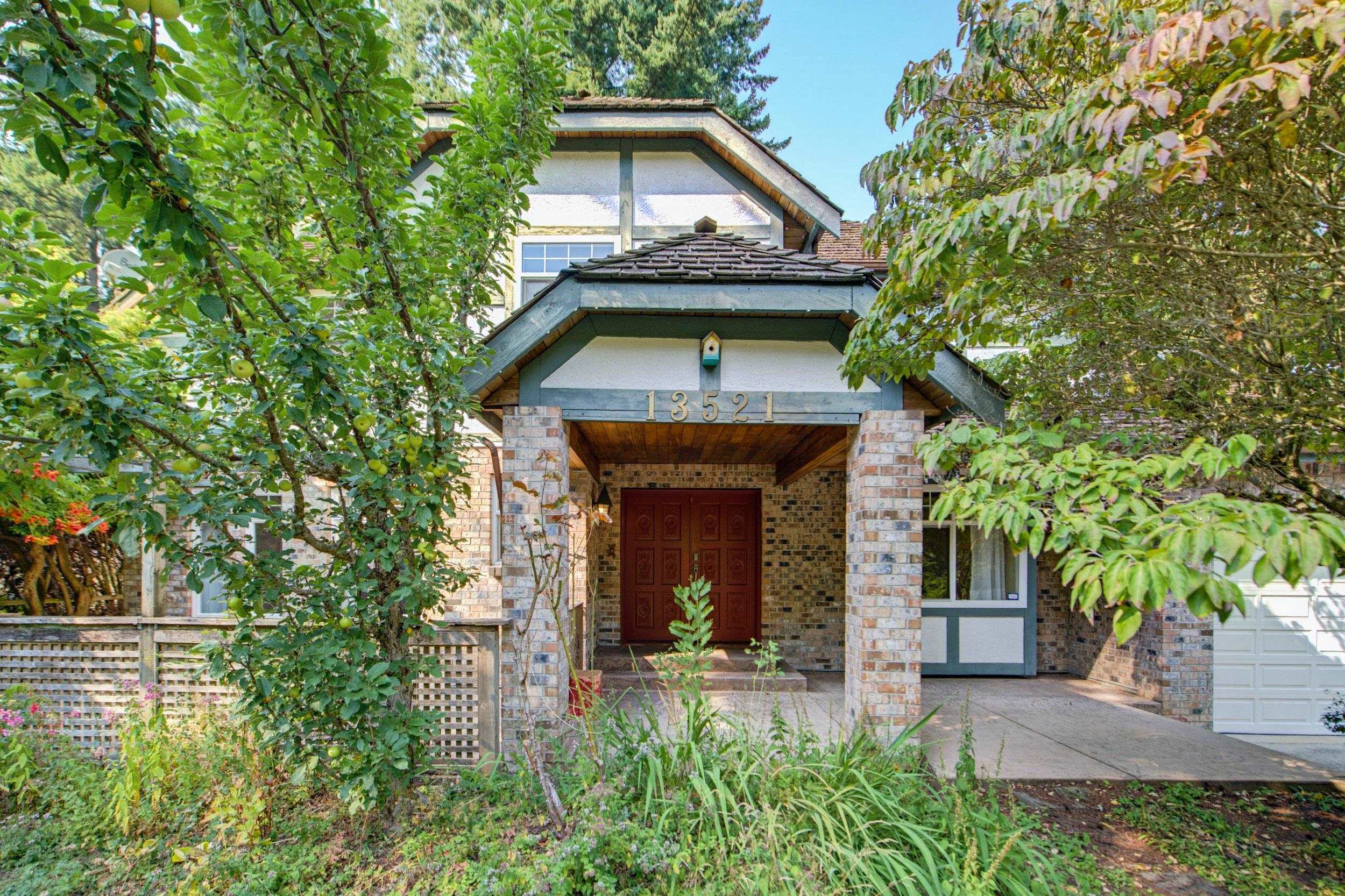  13521 19 Avenue - MLS&reg; # R3155580