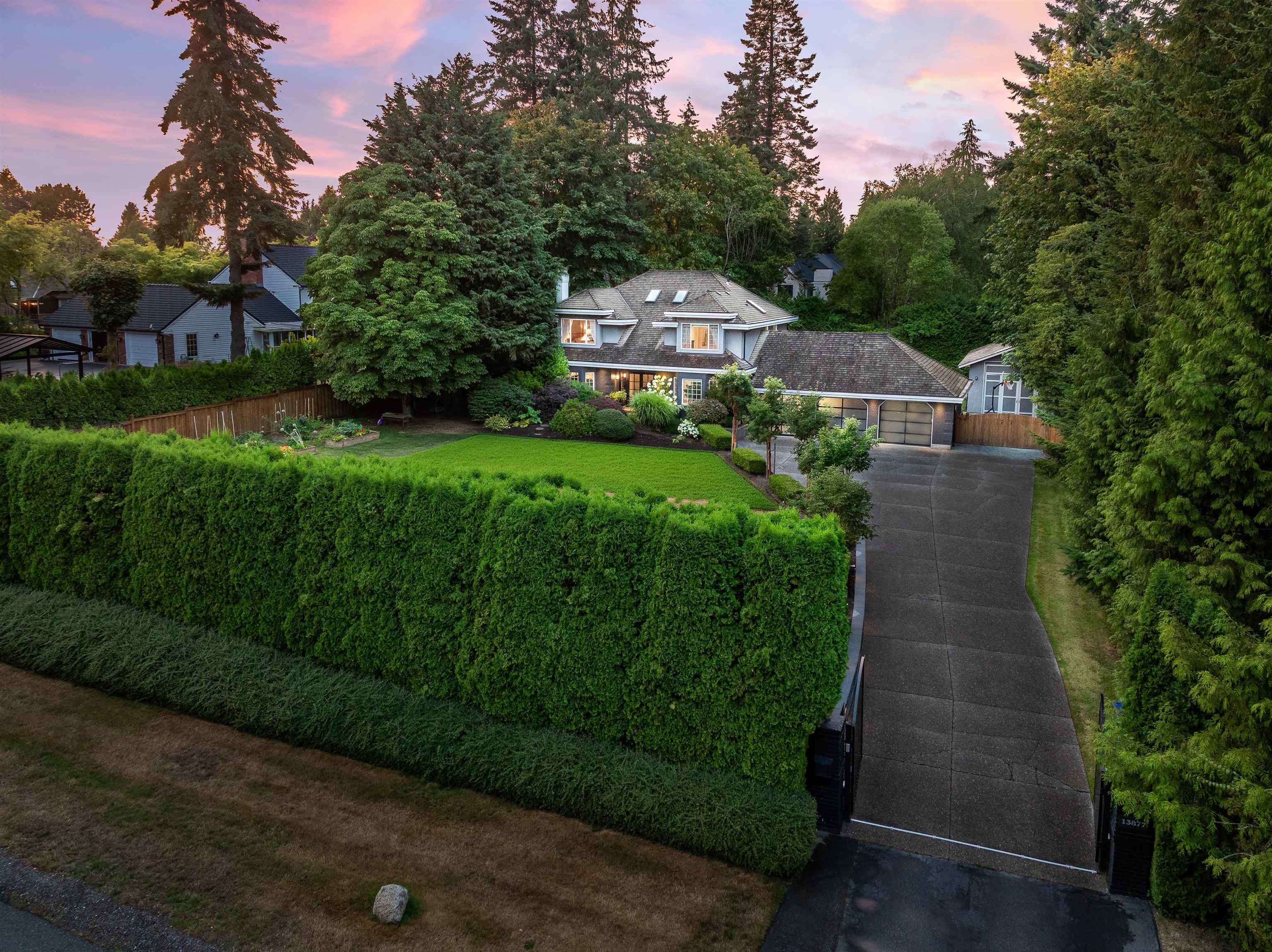  13877 32 Avenue - MLS&reg; # R3156615