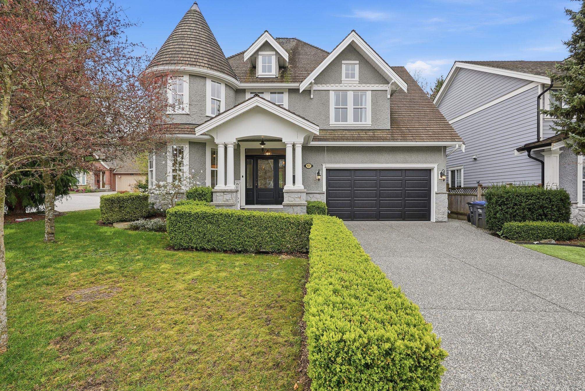  927 163 Street - MLS&reg; # R3156705
