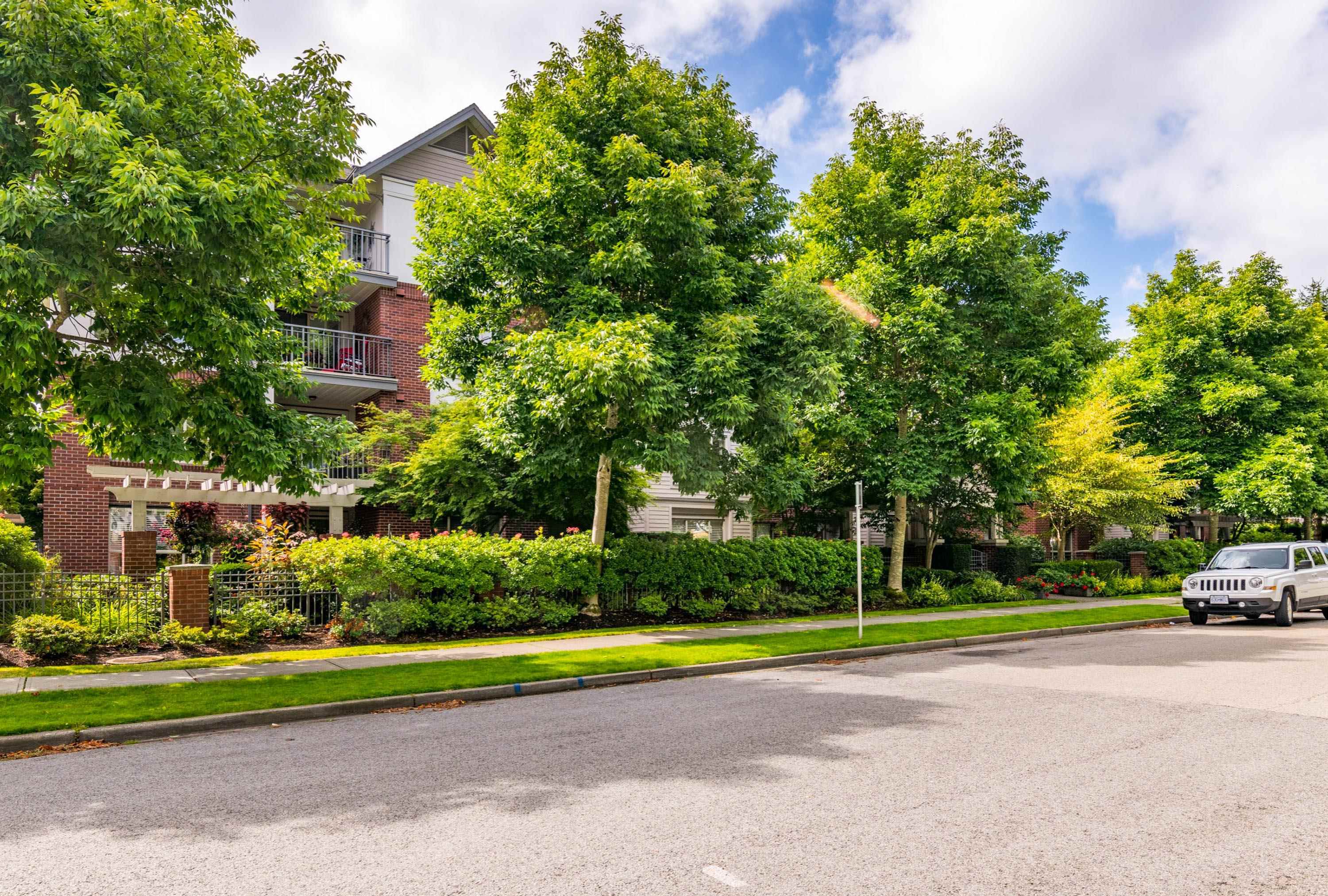 101 15188 22 Avenue - MLS&reg; # R3157328