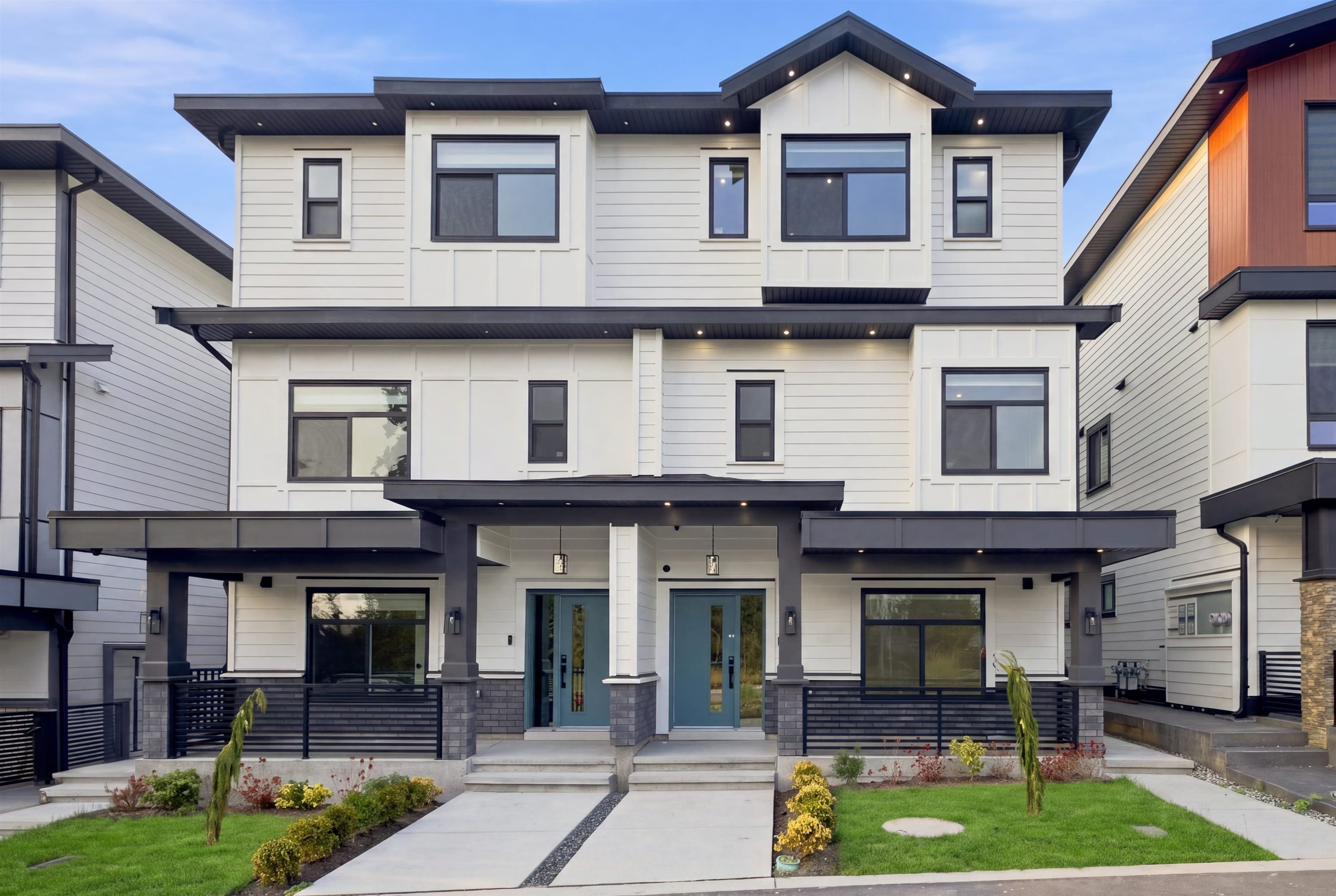  16513 20 Avenue - MLS&reg; # R3157506