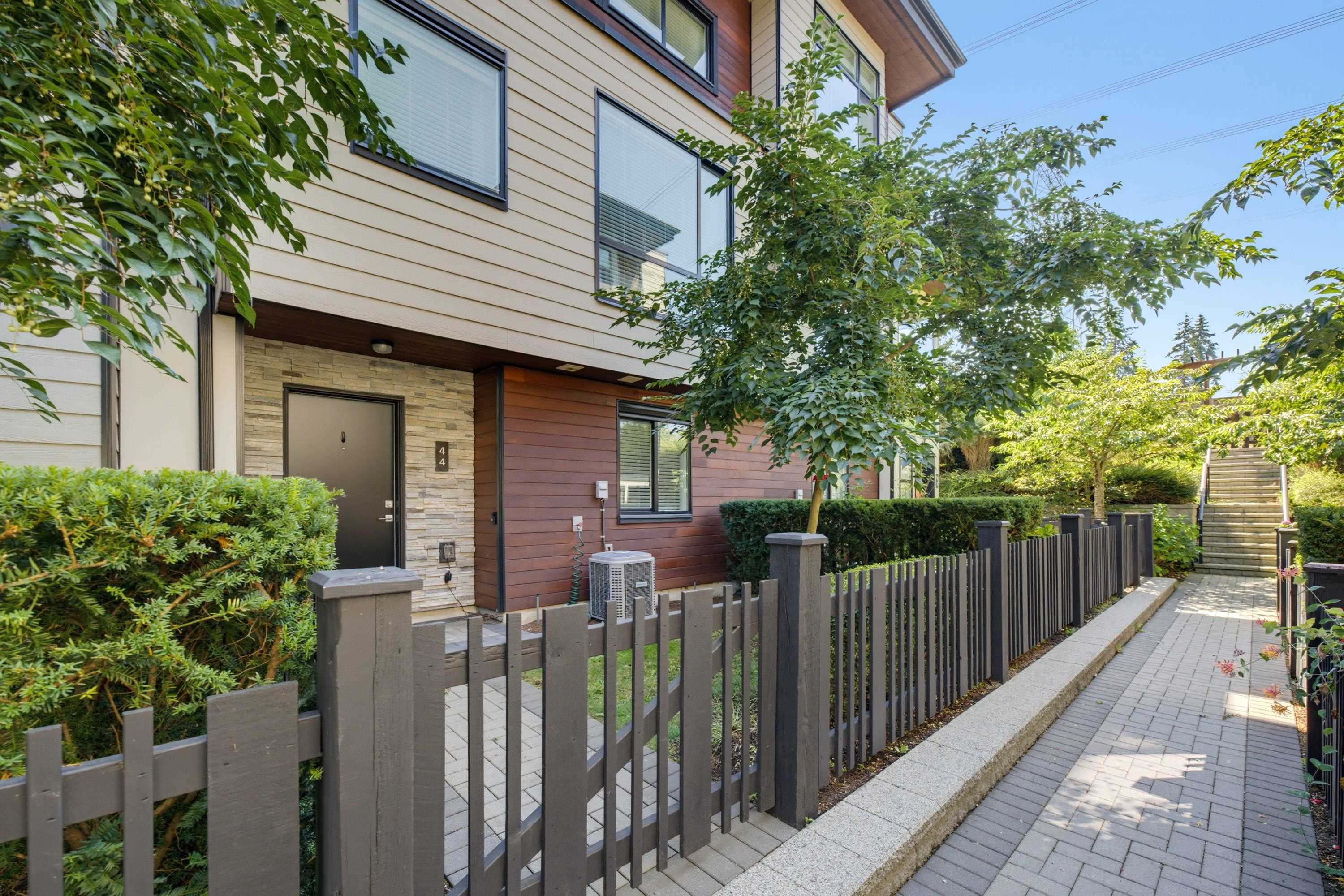 44 15688 28 Avenue - MLS&reg; # R3159525