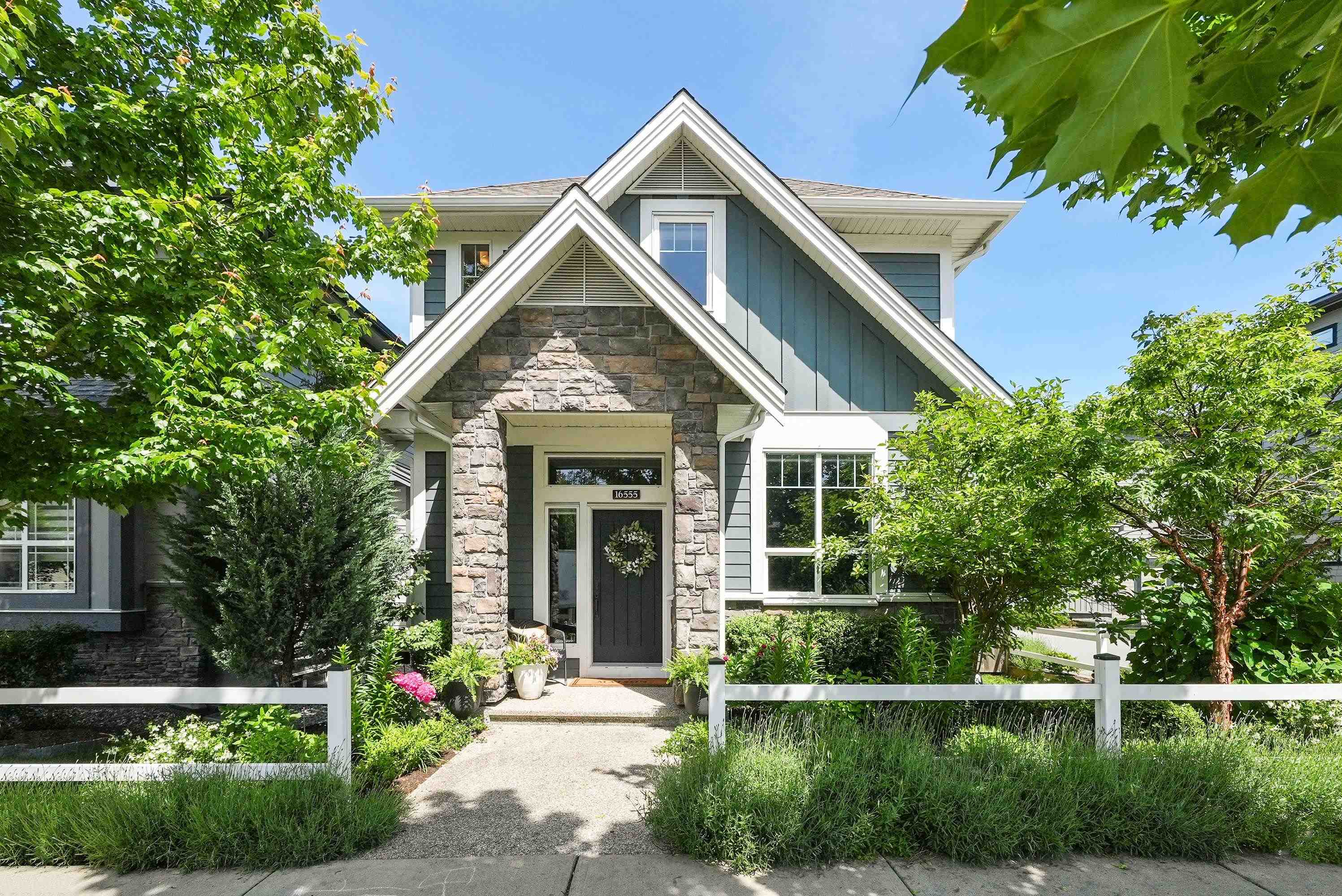  16555 25 Avenue - MLS&reg; # R3159550