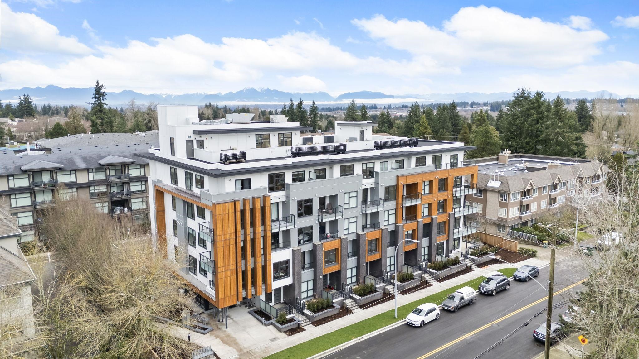 211 15353 17 Avenue - MLS&reg; # R3159635