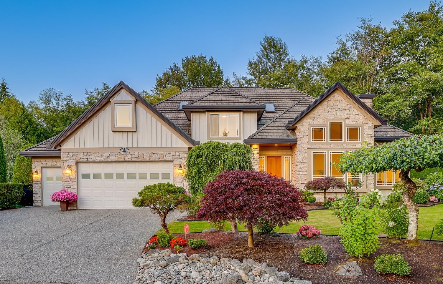  2228 136th Street - MLS&reg; # R3159857