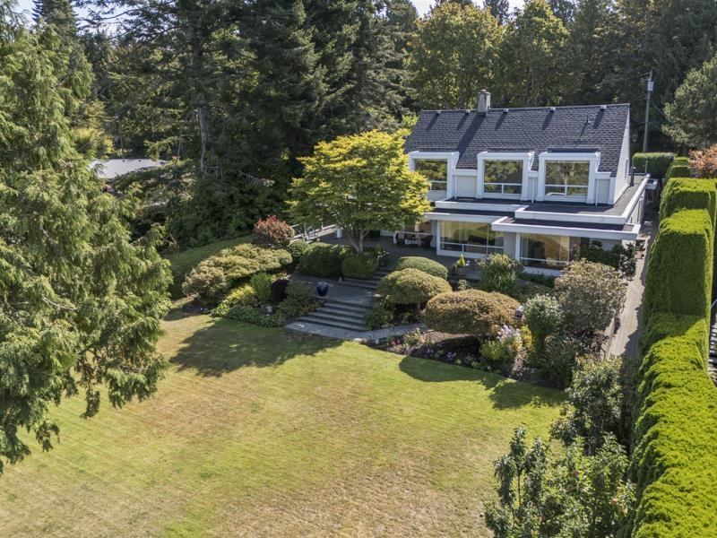 2547 Crescent Drive - MLS&reg; # R3159934