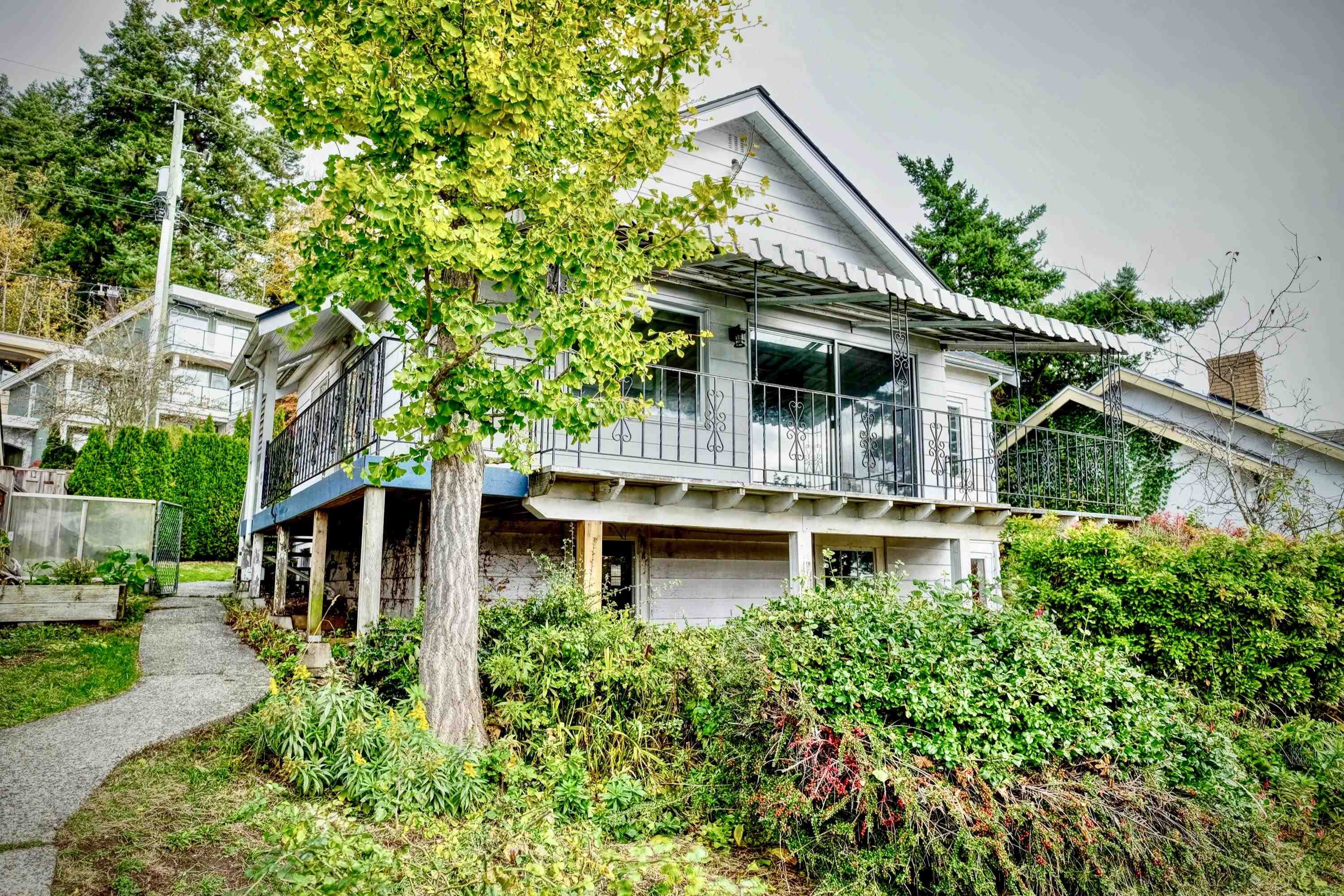 House 14683 West Beach Avenue - MLS&reg; # R3160627