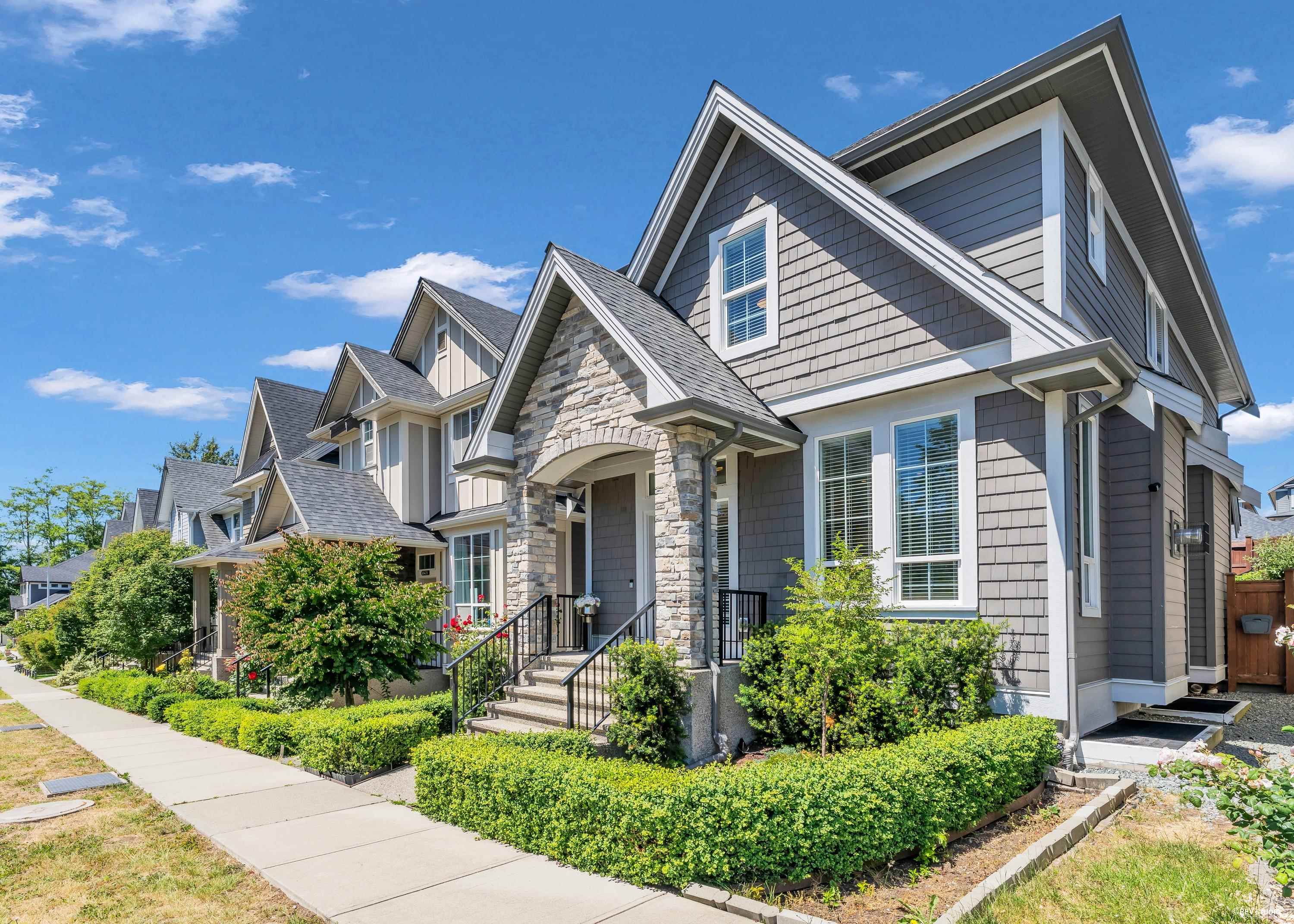  16477 21 Avenue - MLS&reg; # R3160757