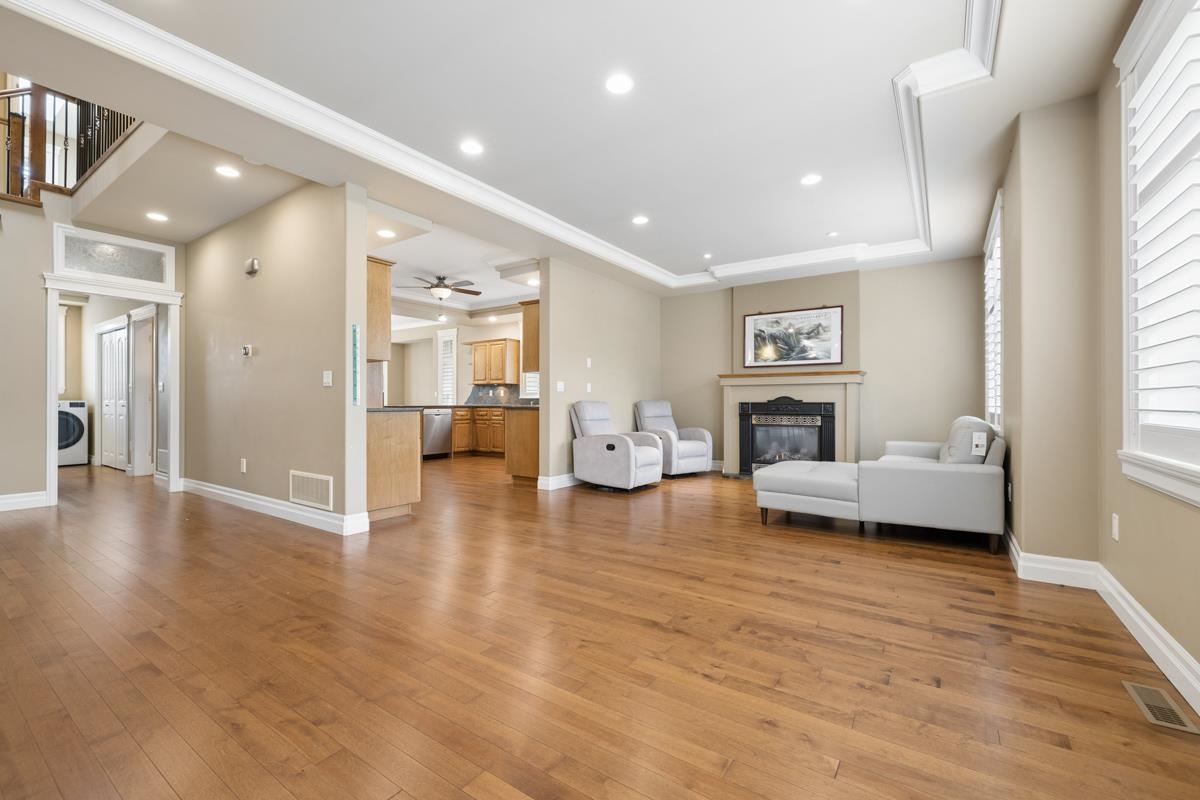  1318 160th Street - MLS&reg; # R3162478