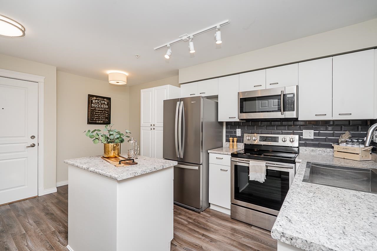 307 15210 Pacific Avenue - MLS&reg; # R3163771
