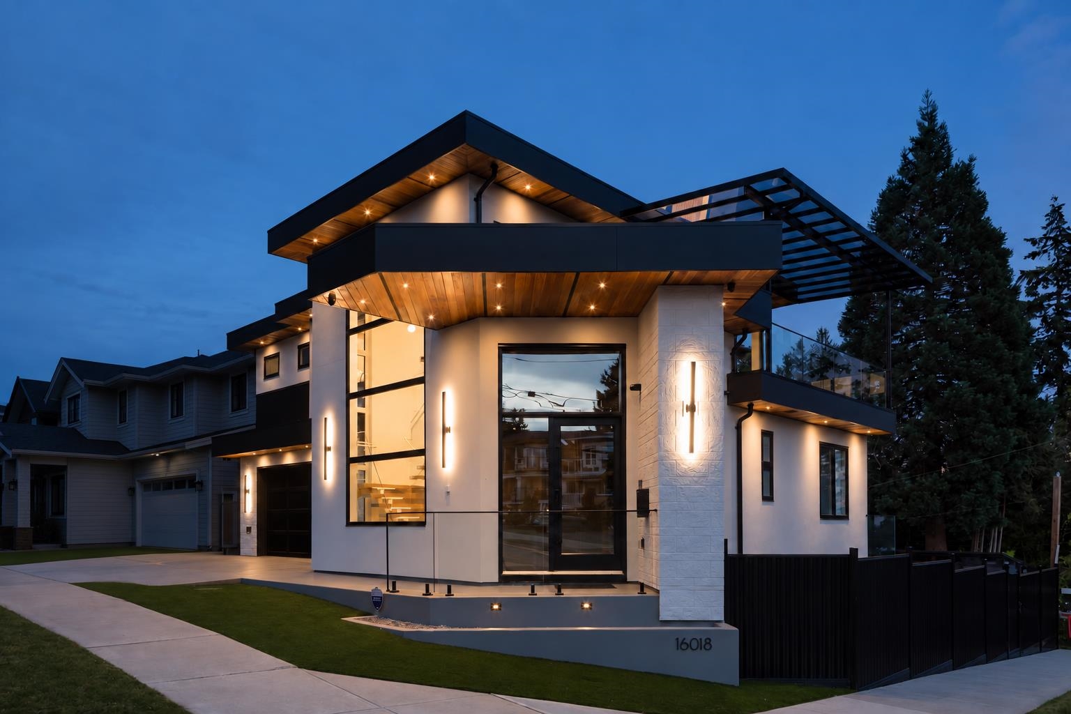  16018 9a Avenue - MLS&reg; # R3165294
