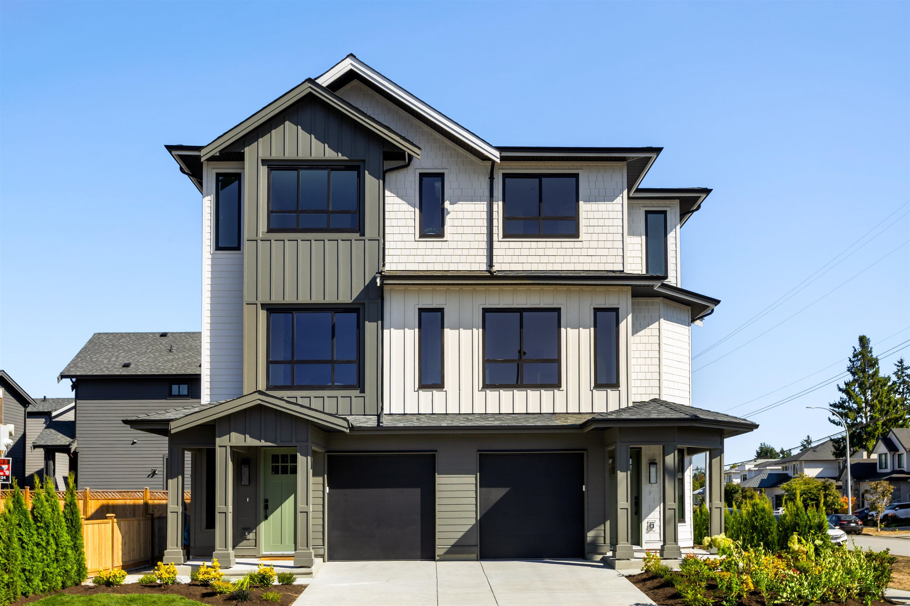 102 16795 Edgewood Drive - MLS&reg; # R3166600