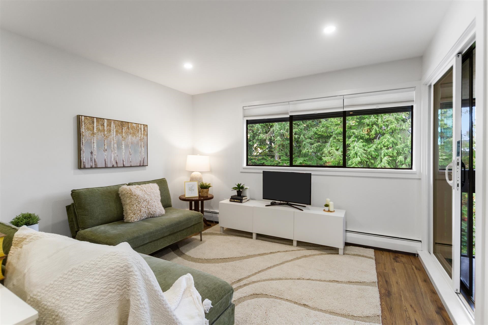 301 1561 Vidal Street - MLS&reg; # R3169390