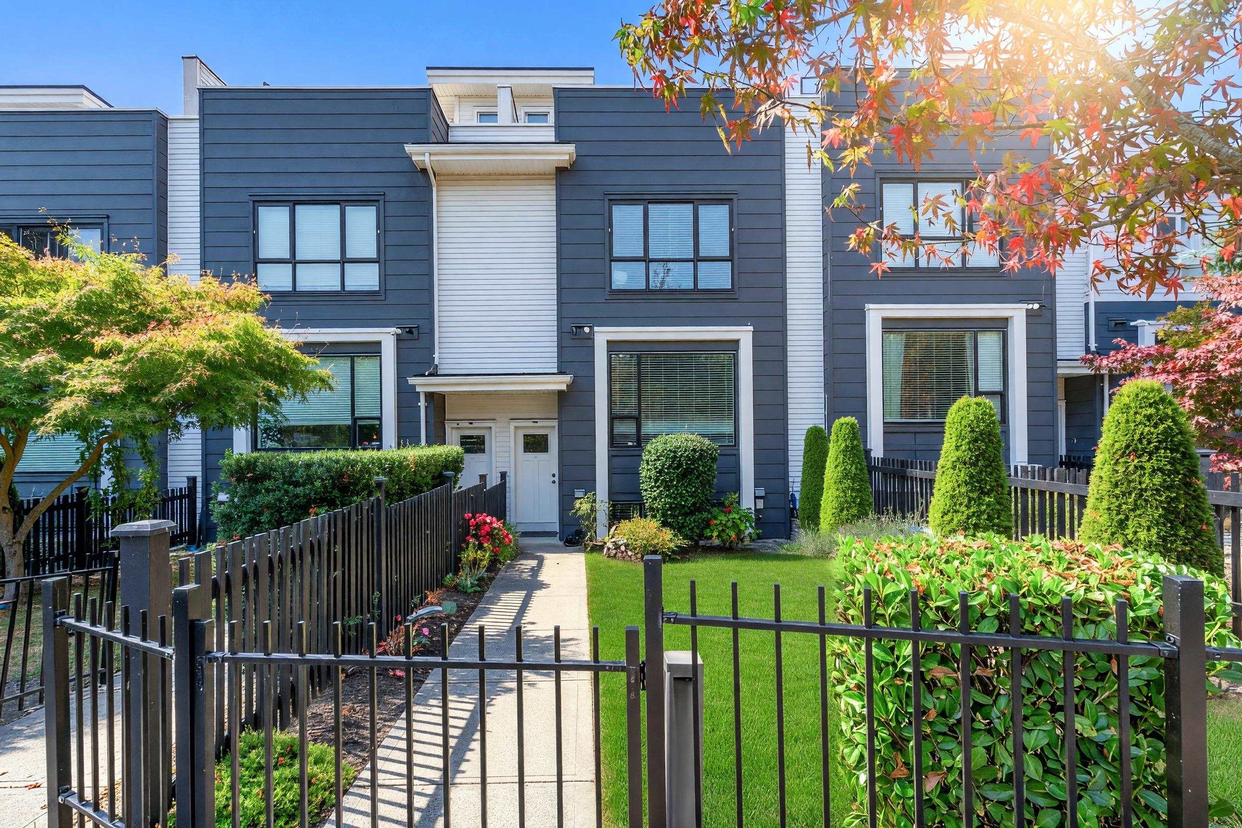 218 2277 Oak Meadows Drive - MLS&reg; # R3171048