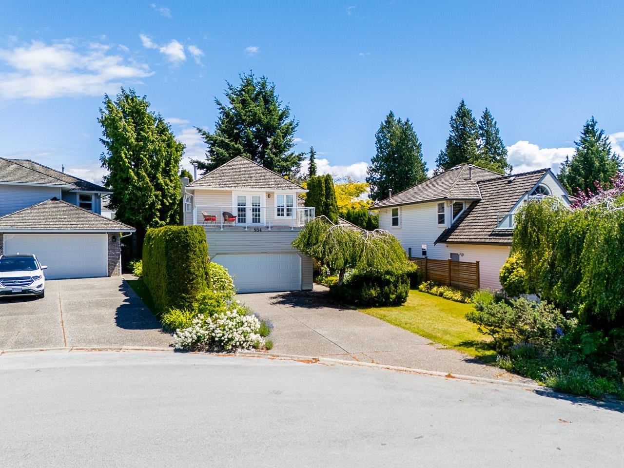  954 160b Street - MLS&reg; # R3171215