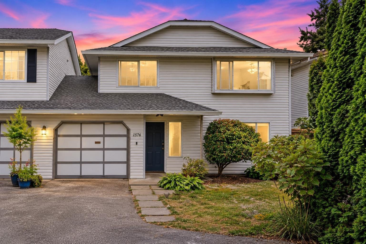  1576 161 Street - MLS&reg; # R3171361