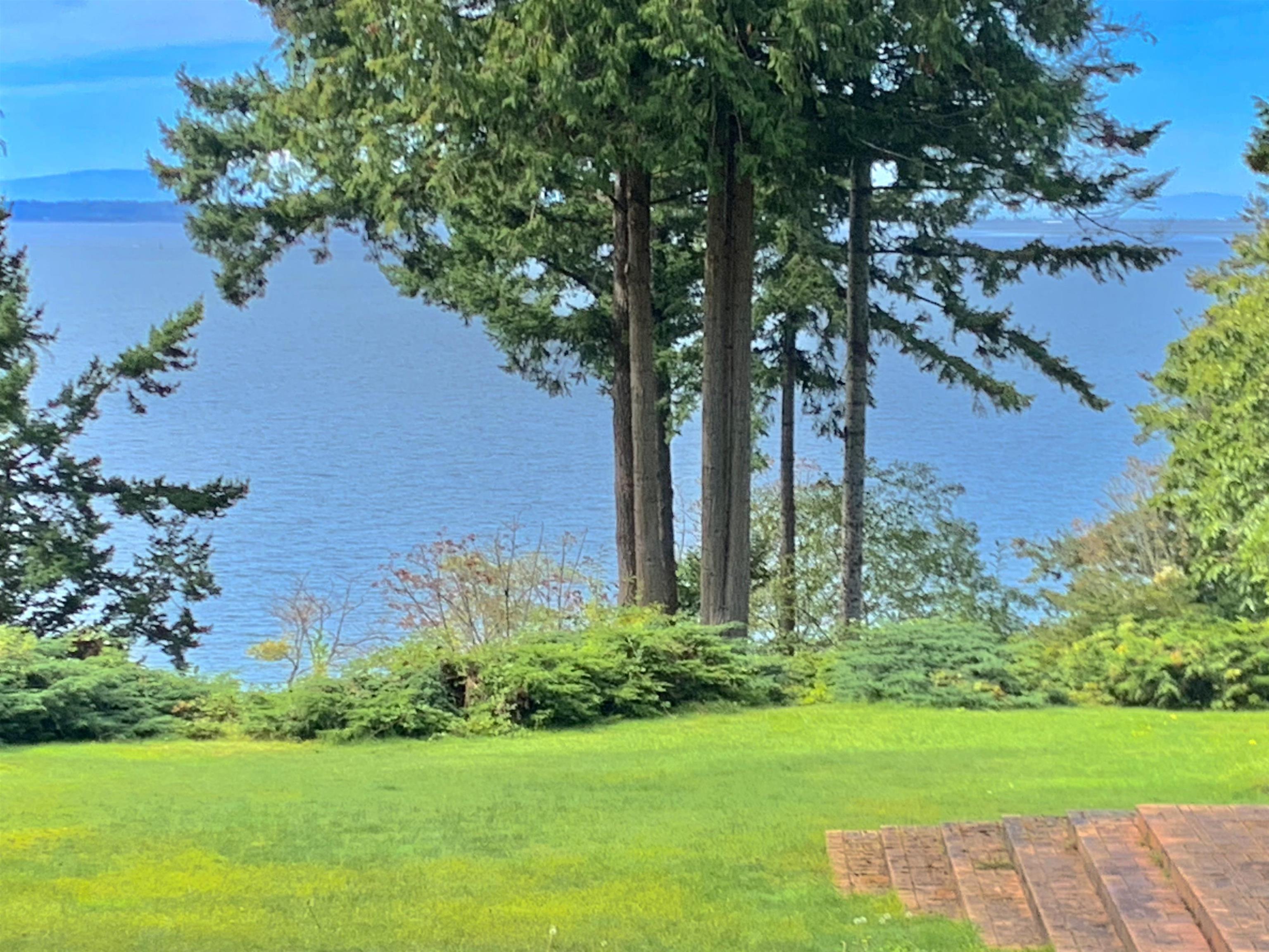  12581 16 Avenue - MLS&reg; # R3171908