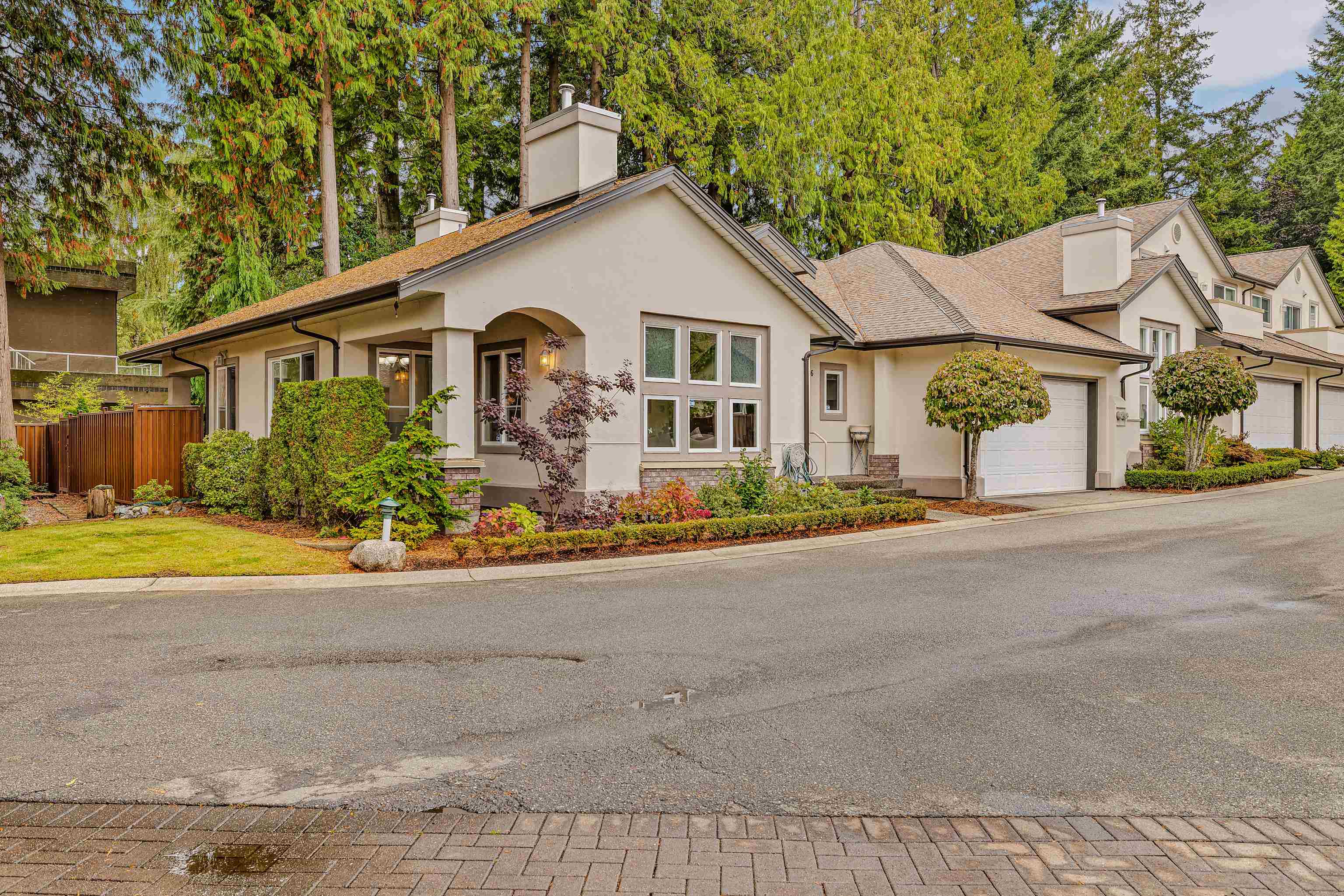 6 13911 16 Avenue - MLS&reg; # R3172007