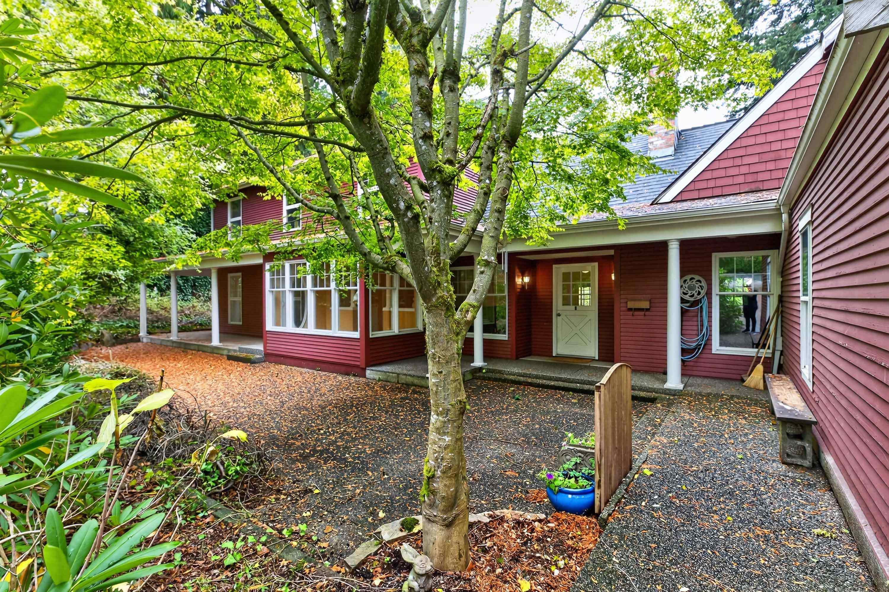  2555 128 Street - MLS&reg; # R3172070