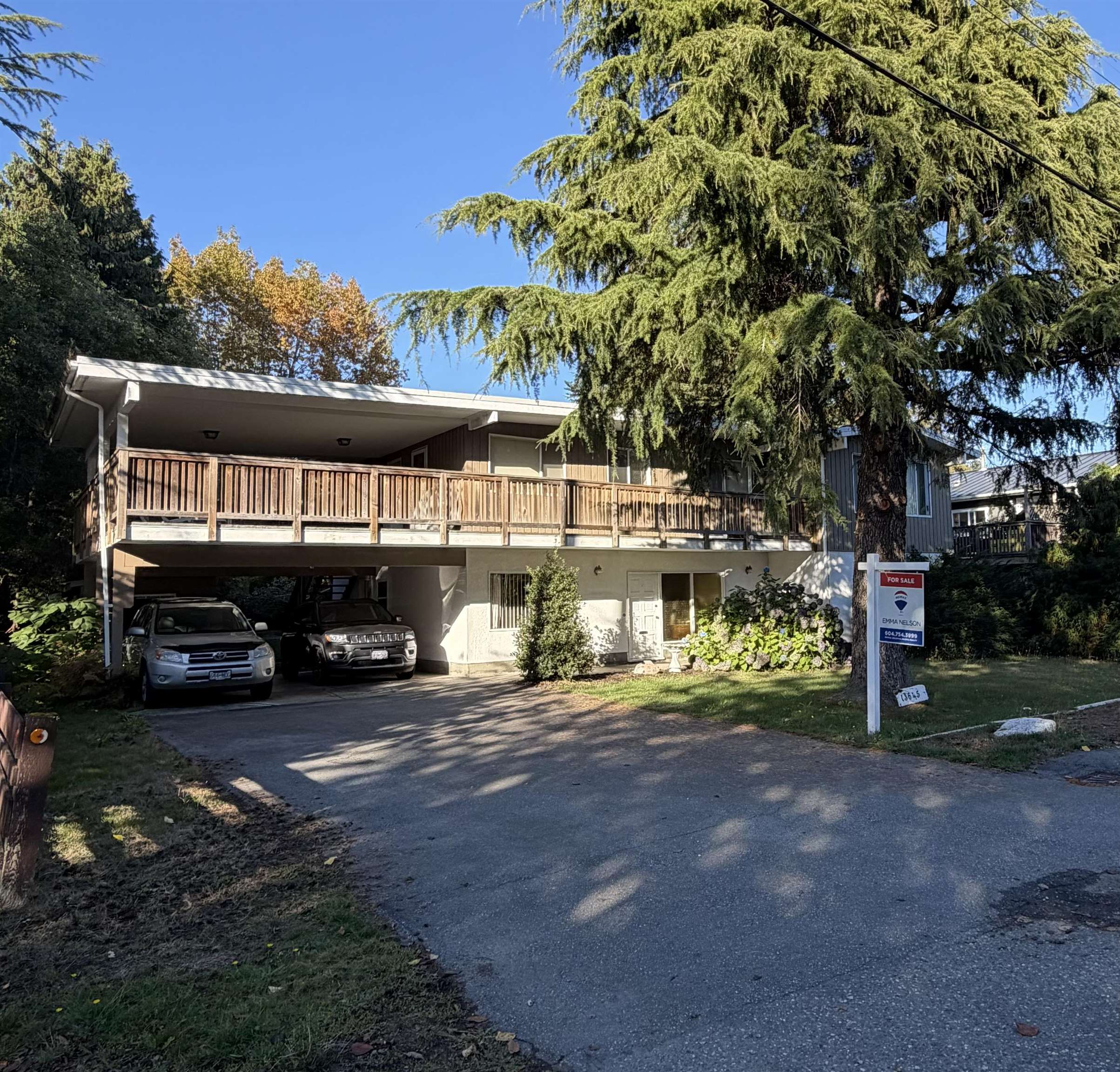  13645 Blackburn Avenue - MLS&reg; # R3172343