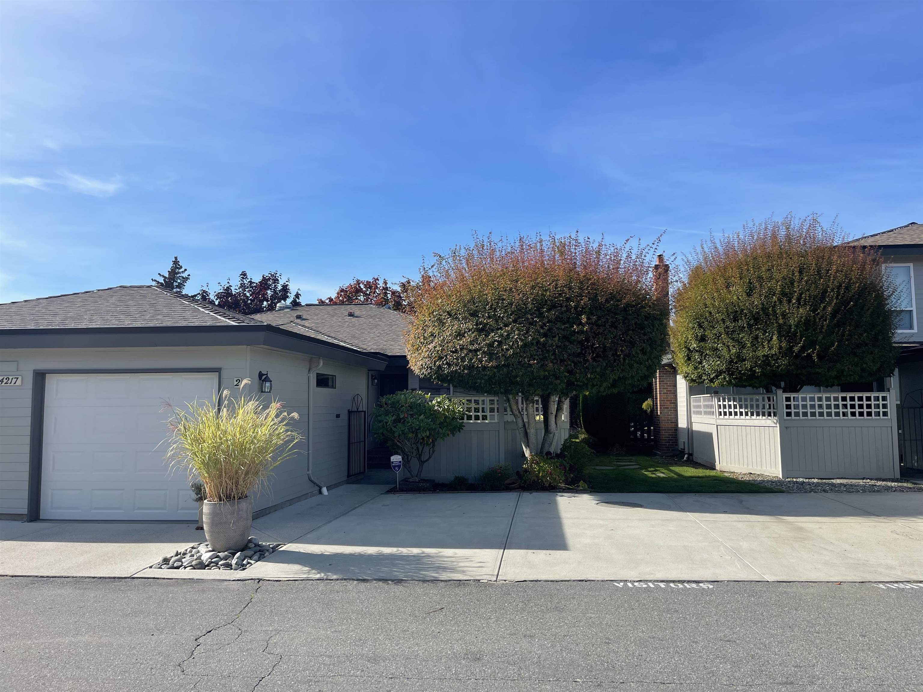 2 14217 18a Avenue - MLS&reg; # R3173940