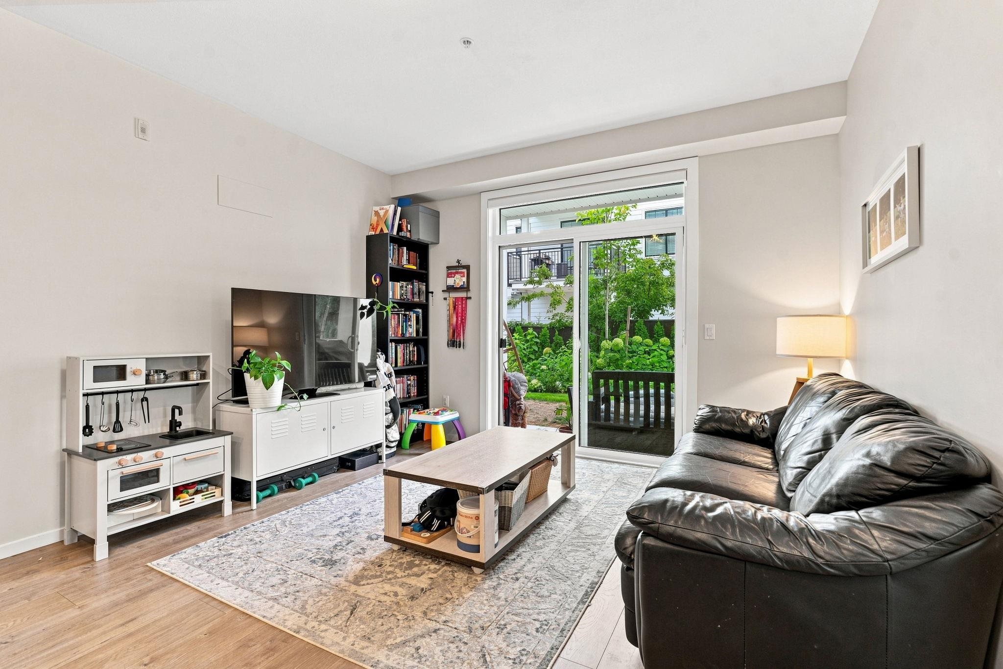 210 3319 148 Street - MLS&reg; # R3174260