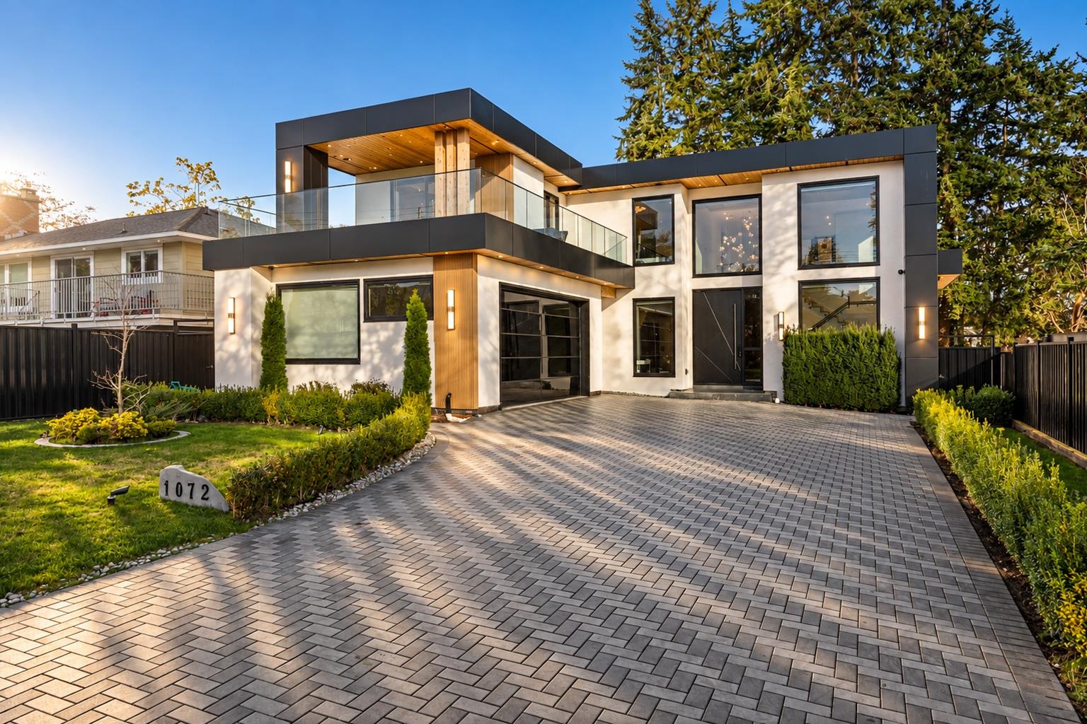  1072 Habgood Street - MLS&reg; # R3174766
