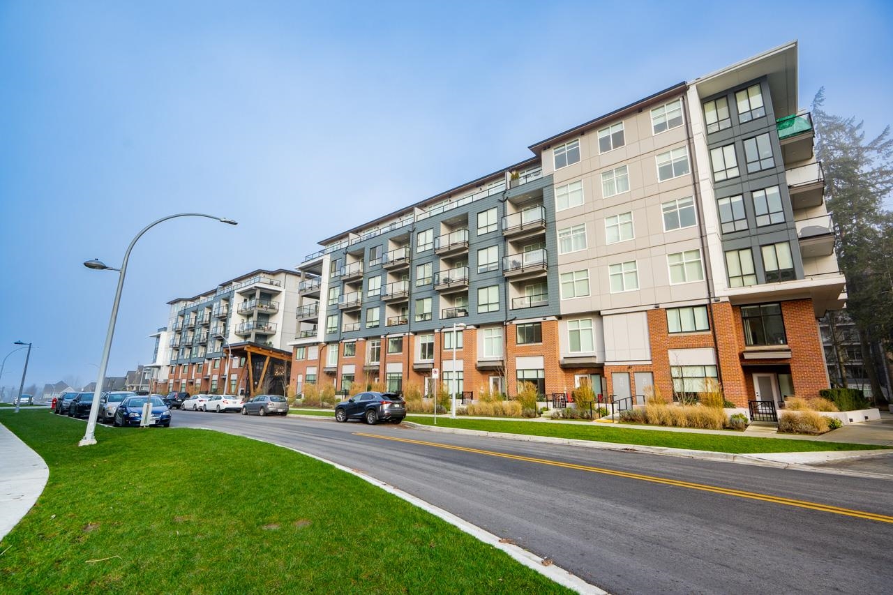 208 3528 146a Street - MLS&reg; # R3175110