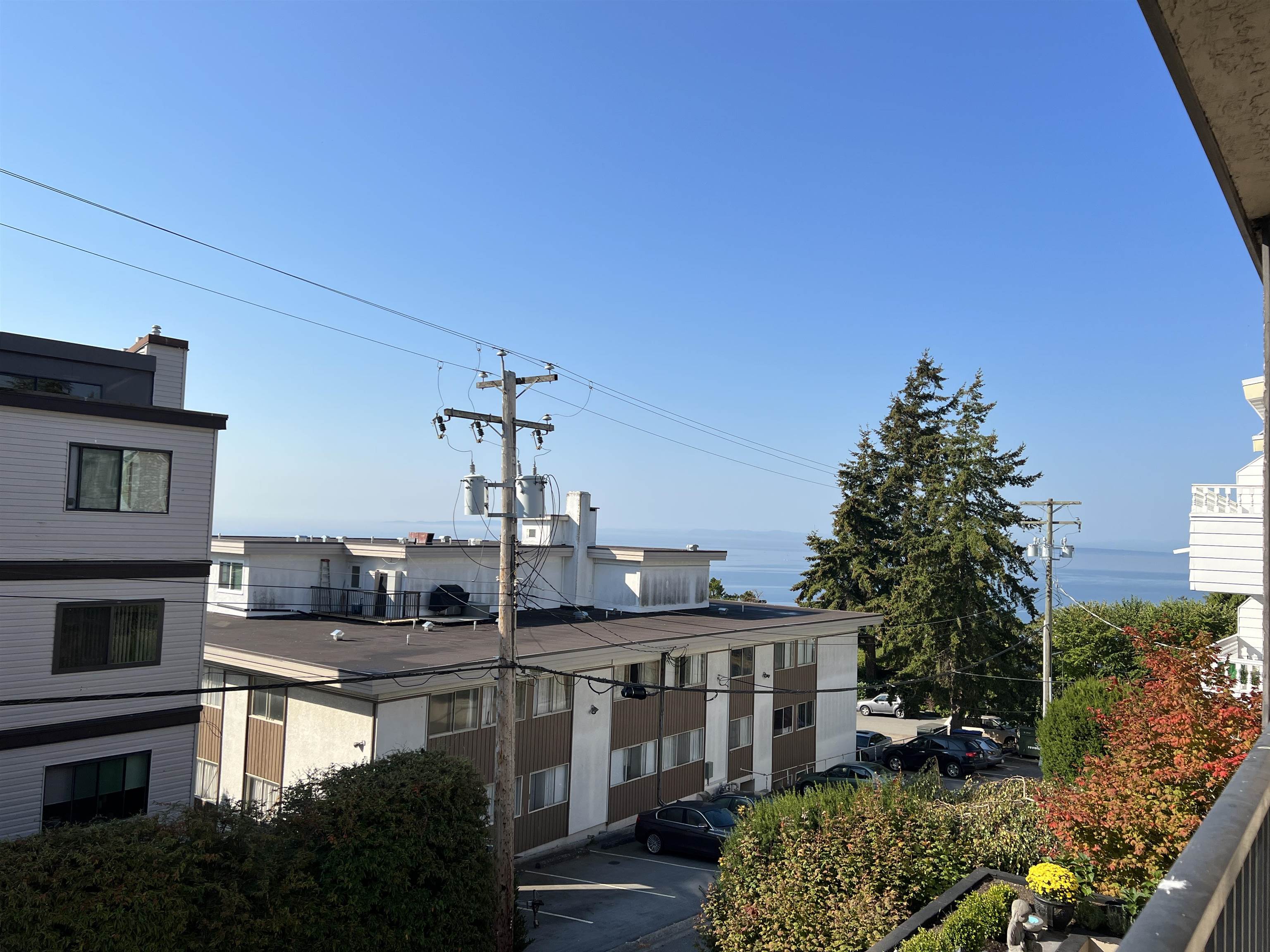 206 1285 Martin Street - MLS&reg; # R3175617