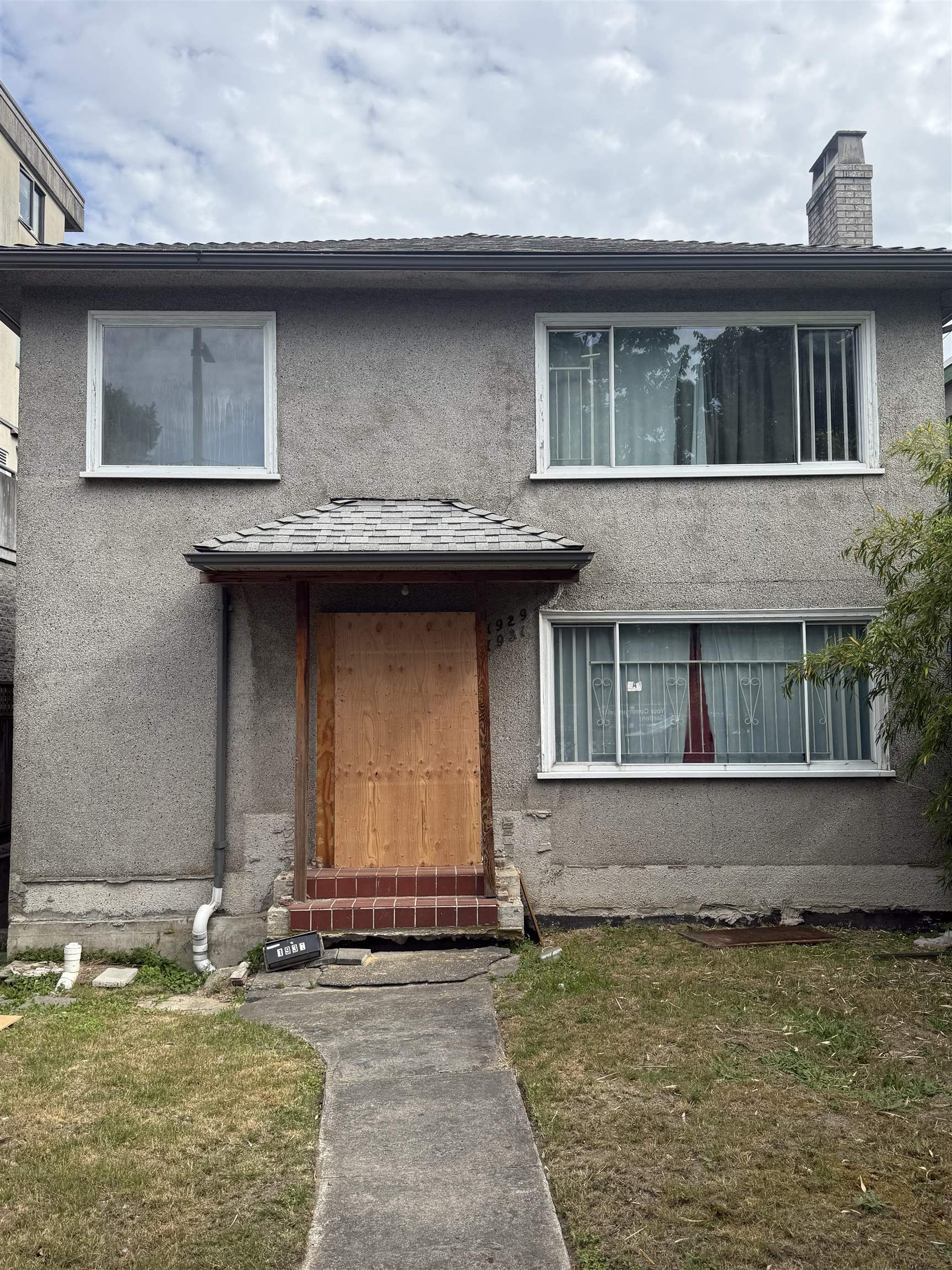  1929 Broadway  - MLS&reg; # R2899921