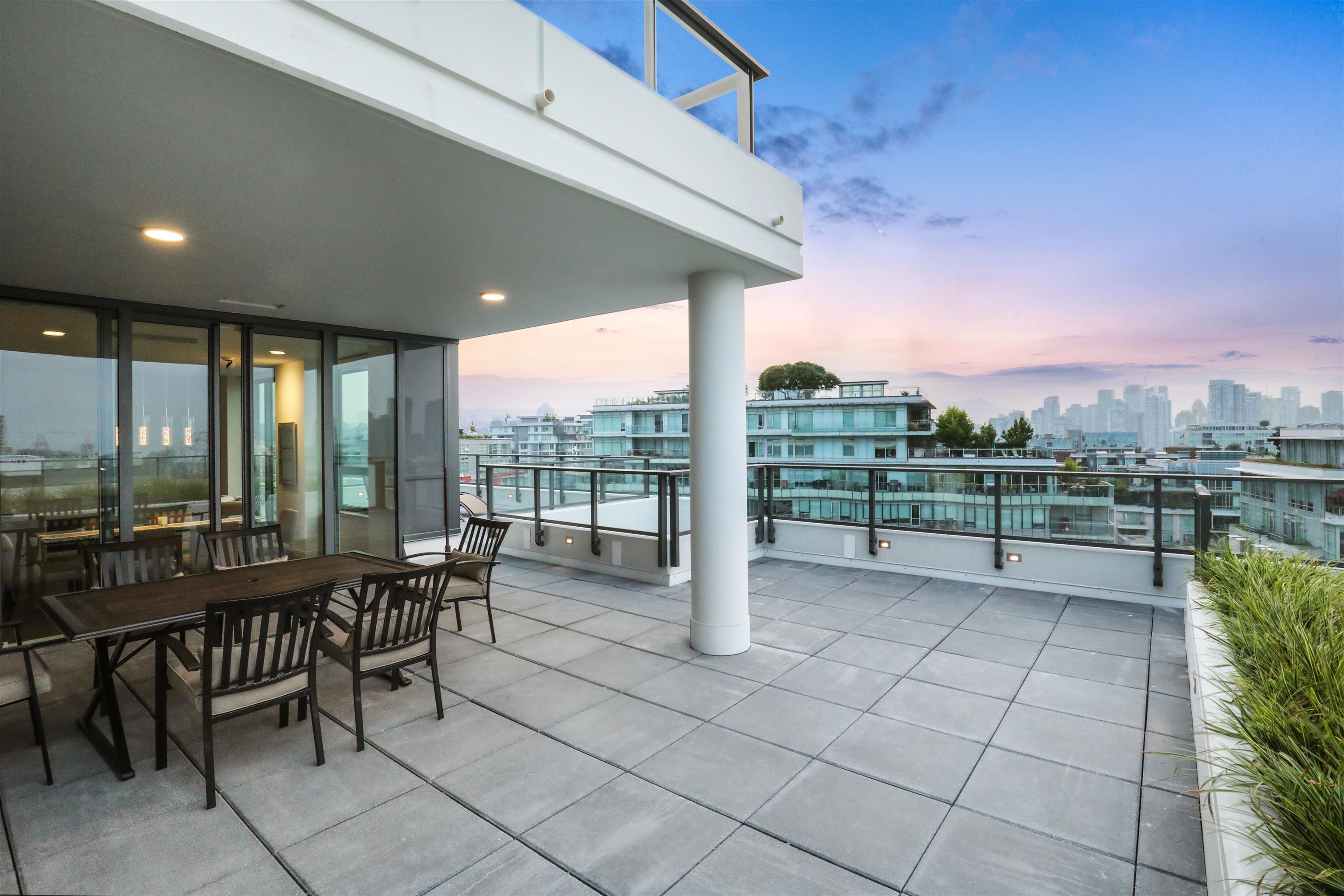 1302 1688 Pullman Porter Street - MLS&reg; # R3092915