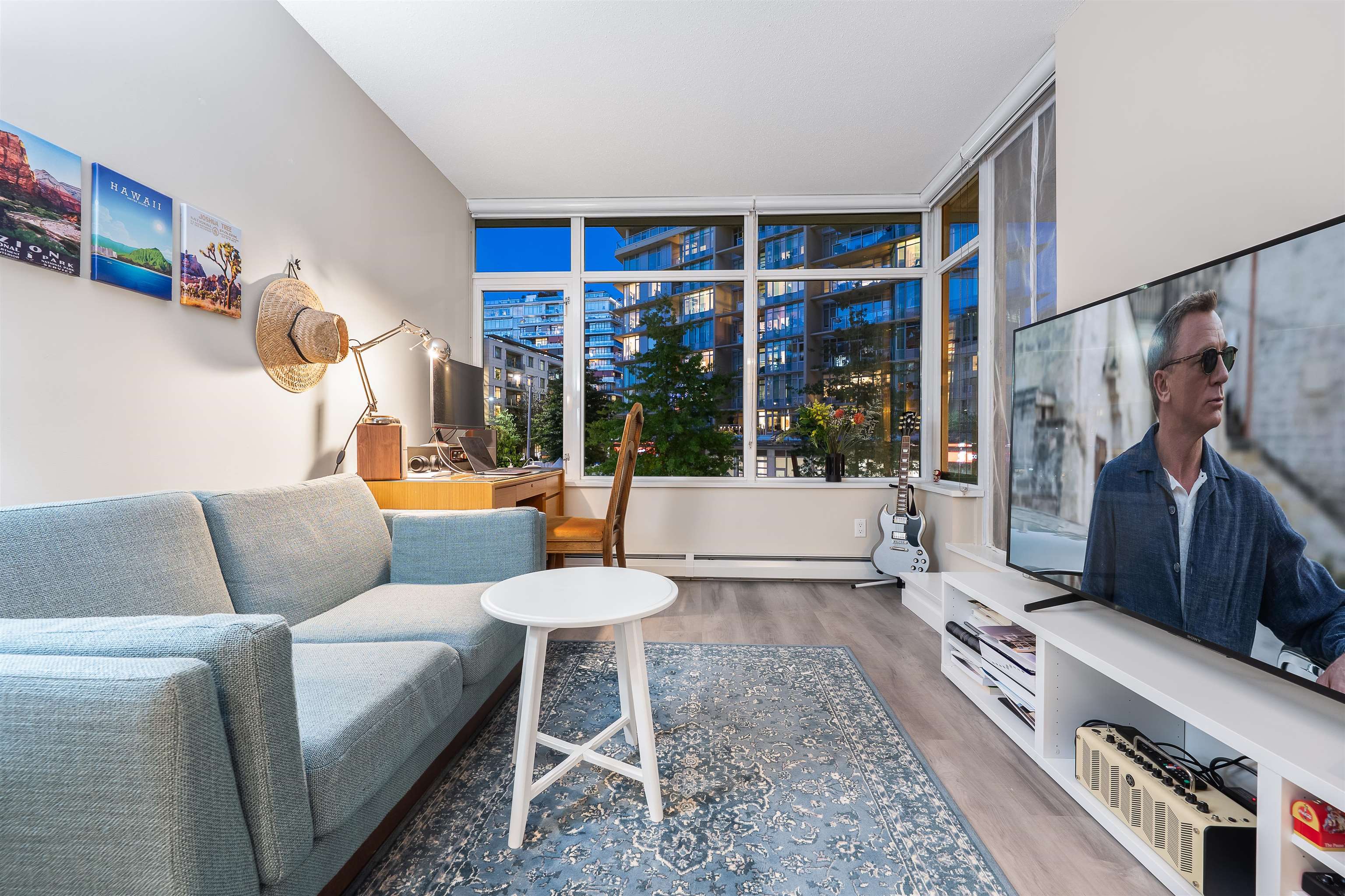 257 108 1st Avenue - MLS&reg; # R3096275