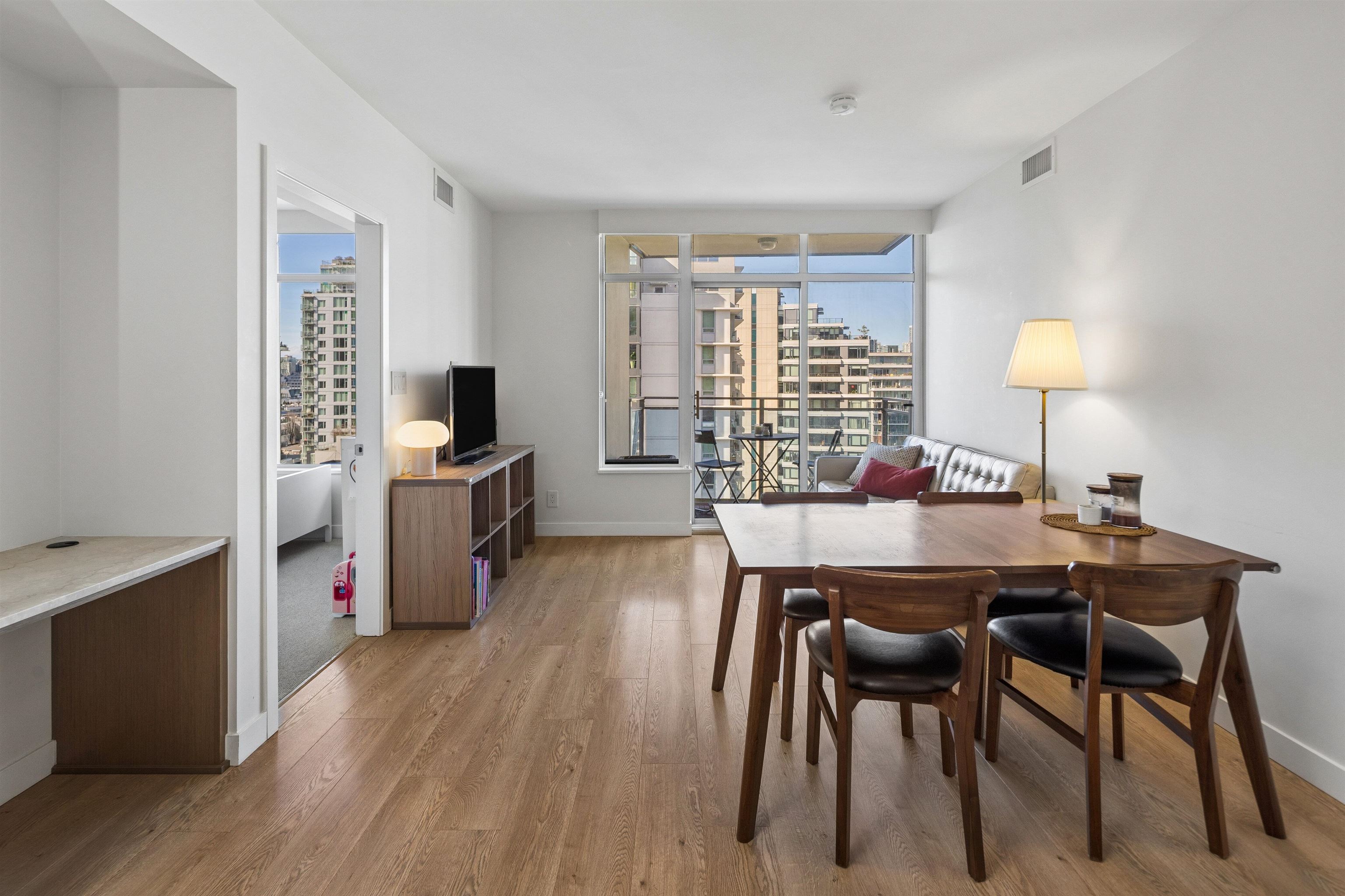 1209 111 1st Avenue - MLS&reg; # R3101020