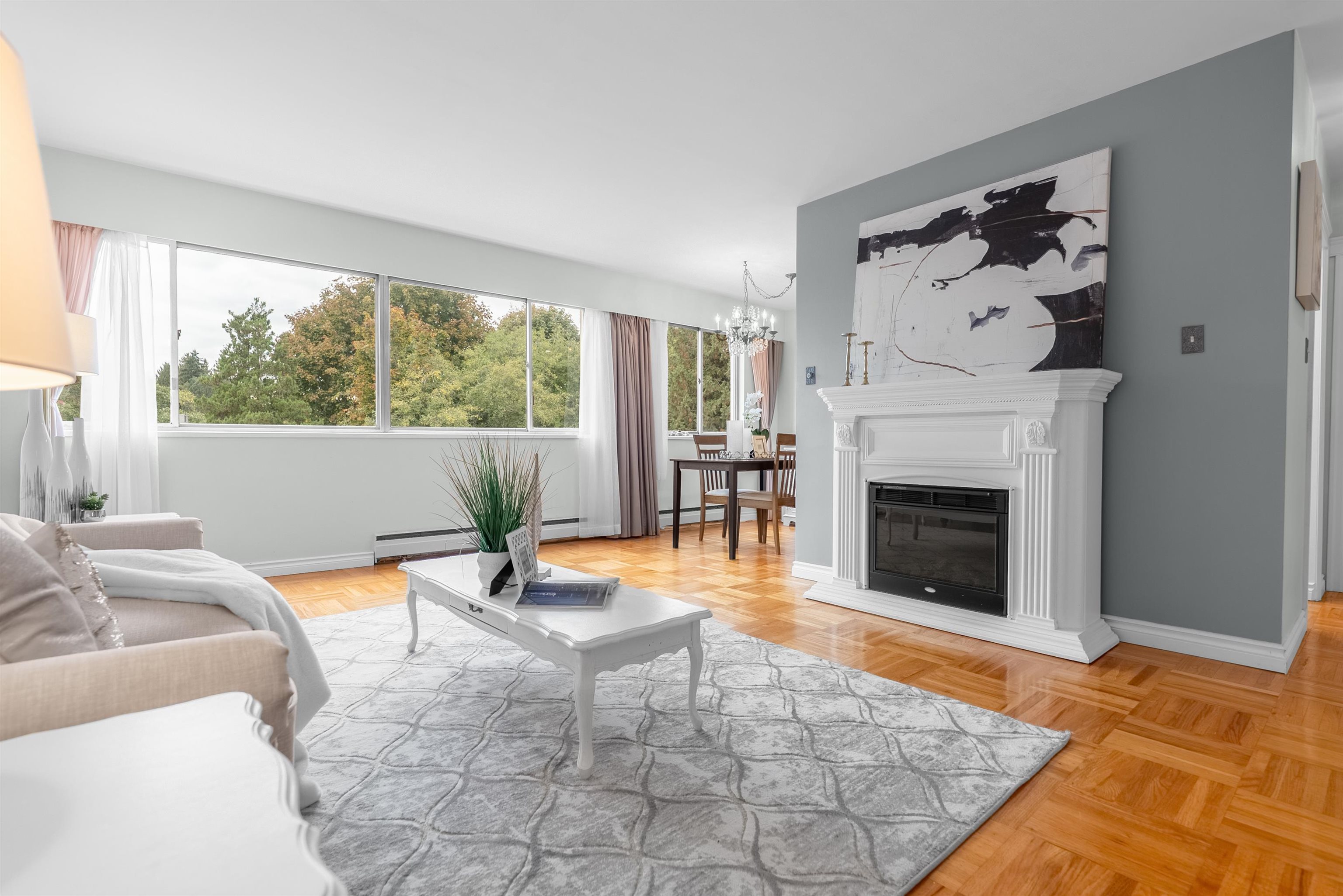 402 1750 Esquimalt Avenue - MLS&reg; # R3101167